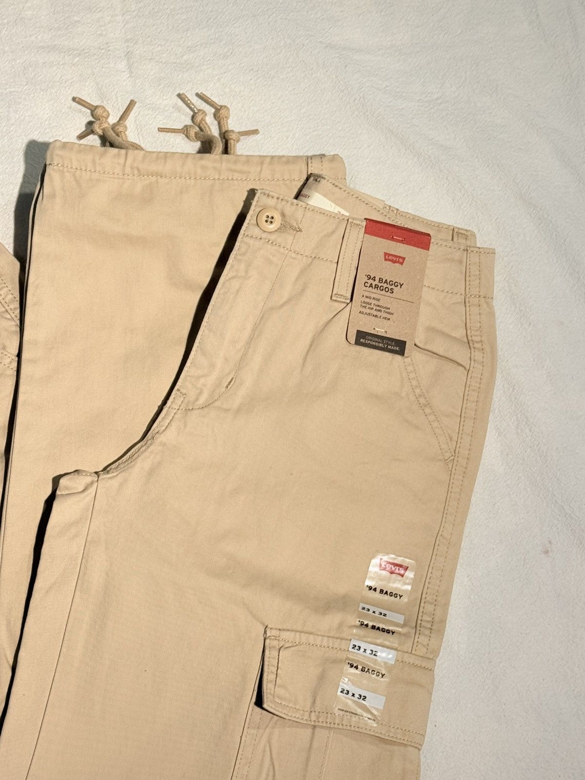 Levi's New Baggy Cargo Pants Levi’s Size 24" / US 00 / IT 34 - 4 Thumbnail