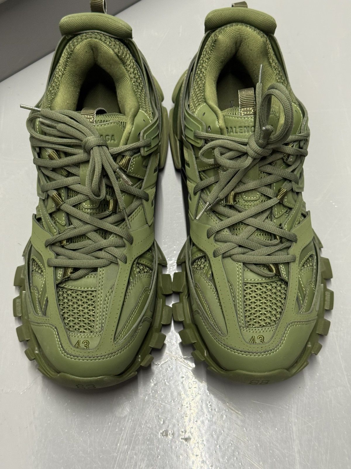 Balenciaga Balenciaga Track Runner Army Green/Khaki Size US 10 / EU 43 - 3 Thumbnail