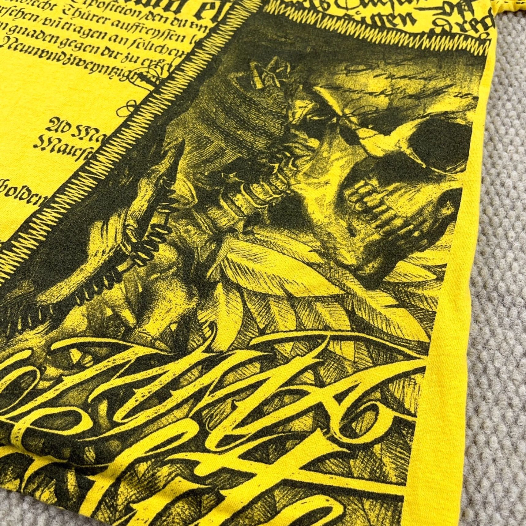 Vintage VINTAGE MMA Elite Graphic T-Shirt Men Large Yellow Punk Goth 2000s Size US L / EU 52-54 / 3 - 3 Thumbnail