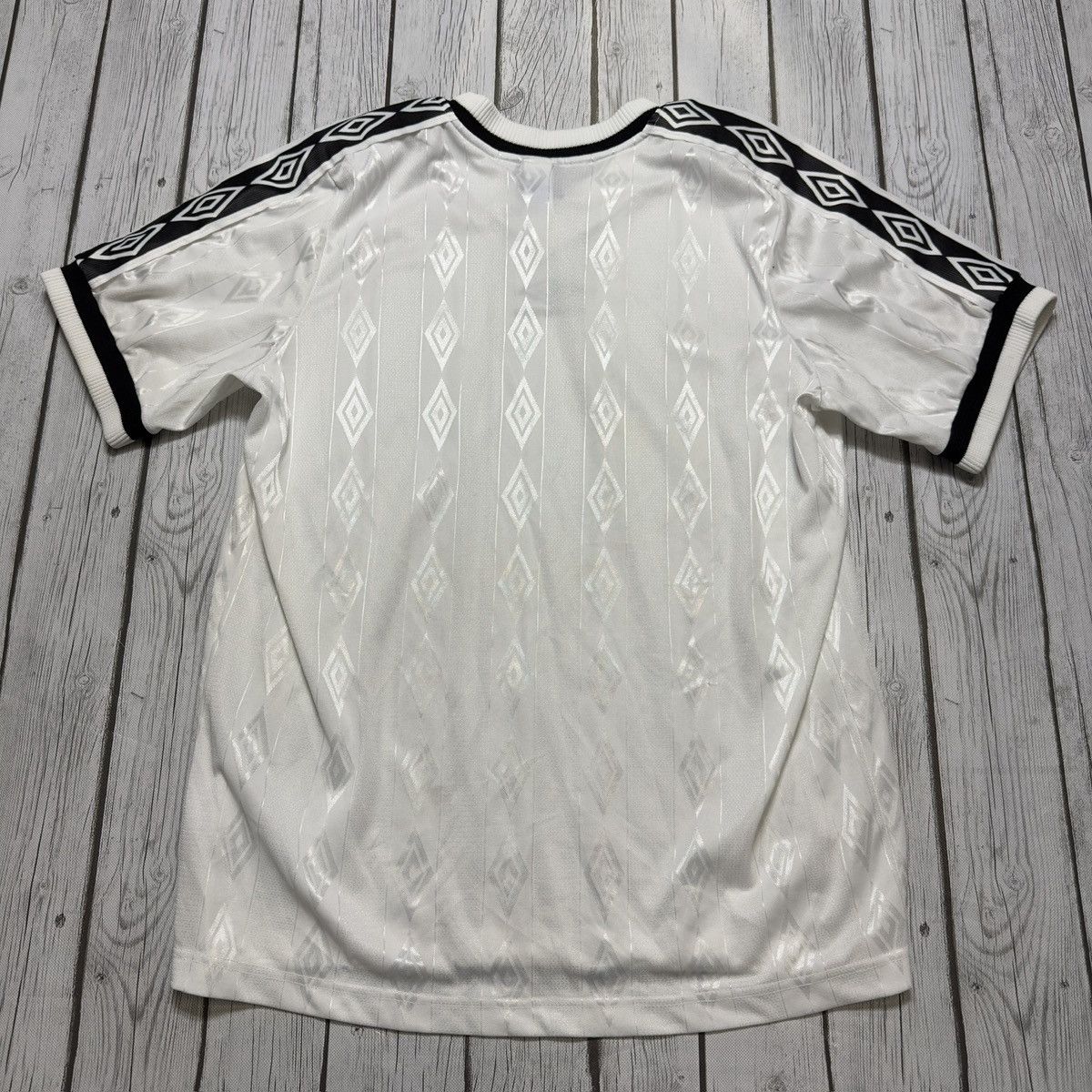 Umbro × Vintage Vintage Umbro soccer jersey Size US L / EU 52-54 / 3 - 2 Thumbnail