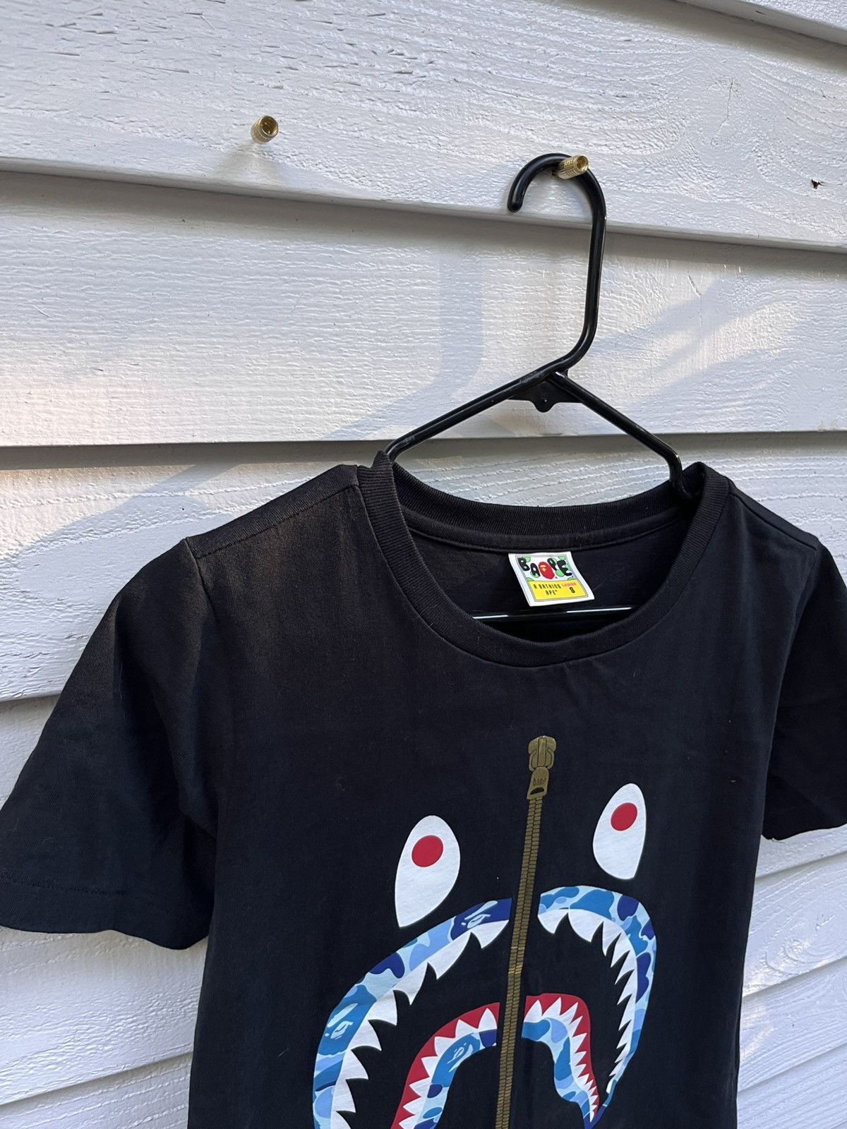 Bape BAPE Shark Tee – Black, Blue Camo – Size S Size S / US 4 / IT 40 - 2 Thumbnail