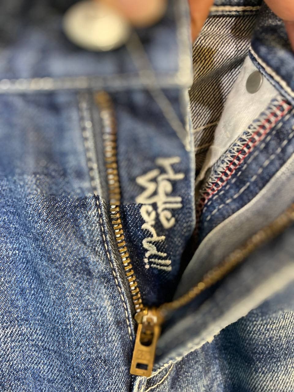 Vanquish vanquish japanese brands distressed denim nice design Size US 32 / EU 48 - 13 Thumbnail