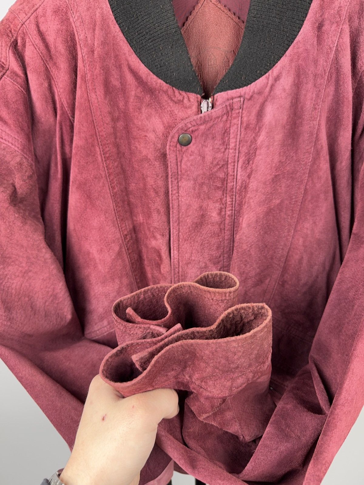 Japanese Brand Vintage 90s Retro Oversized Burgundy Suede Leather Bomber Size US L / EU 52-54 / 3 - 7 Thumbnail
