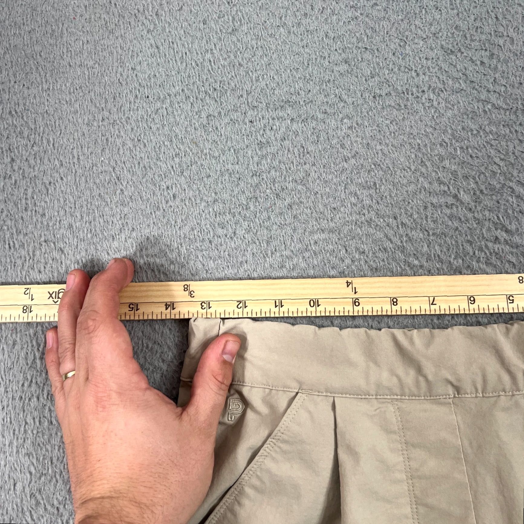 Vintage VINTAGE Public Rec Women's Khaki Shorts Size 26 Chino Quick Dry Spring Summer Casual Size 26" / US 2 / IT 38 - 5 Thumbnail