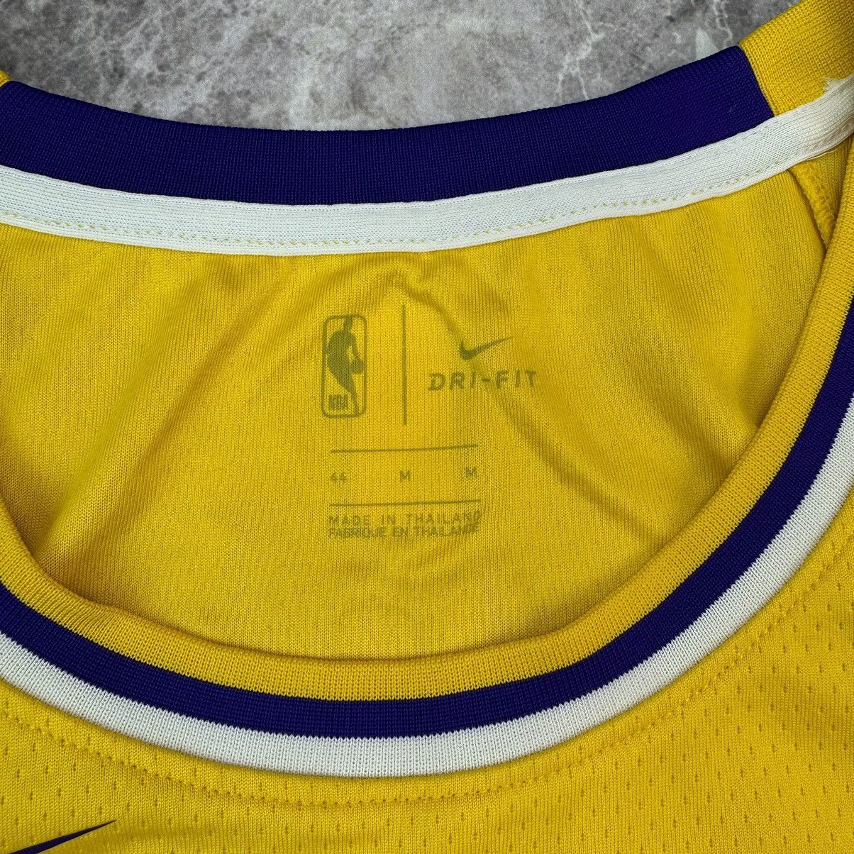 NBA × Nike Nike Swingman Los Angeles Lakers LeBron James #23 Jersey M Size US M / EU 48-50 / 2 - 12 Thumbnail