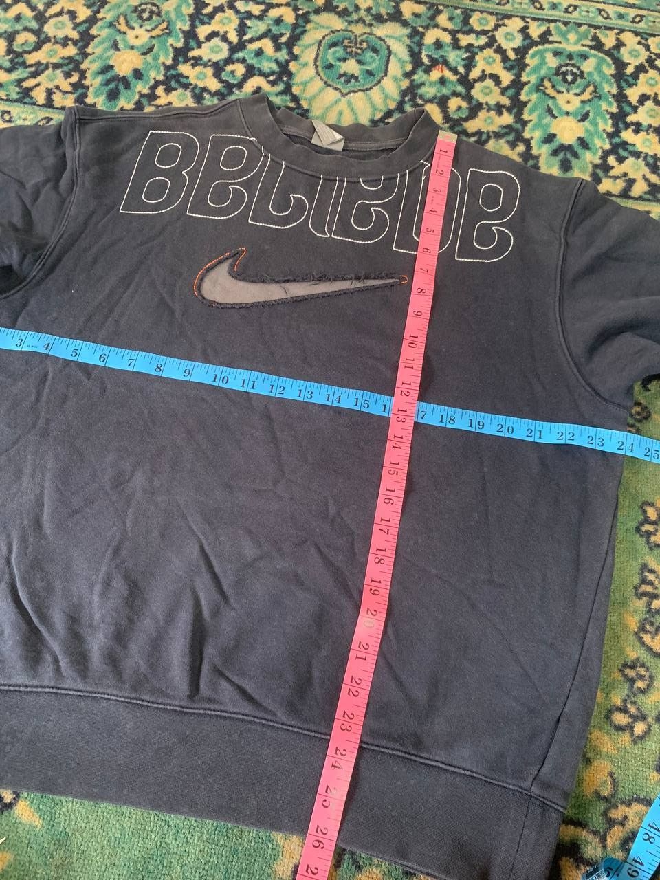Nike Vintage Nike Swoosh Sweatshirt Small-medium Size US M / EU 48-50 / 2 - 5 Thumbnail