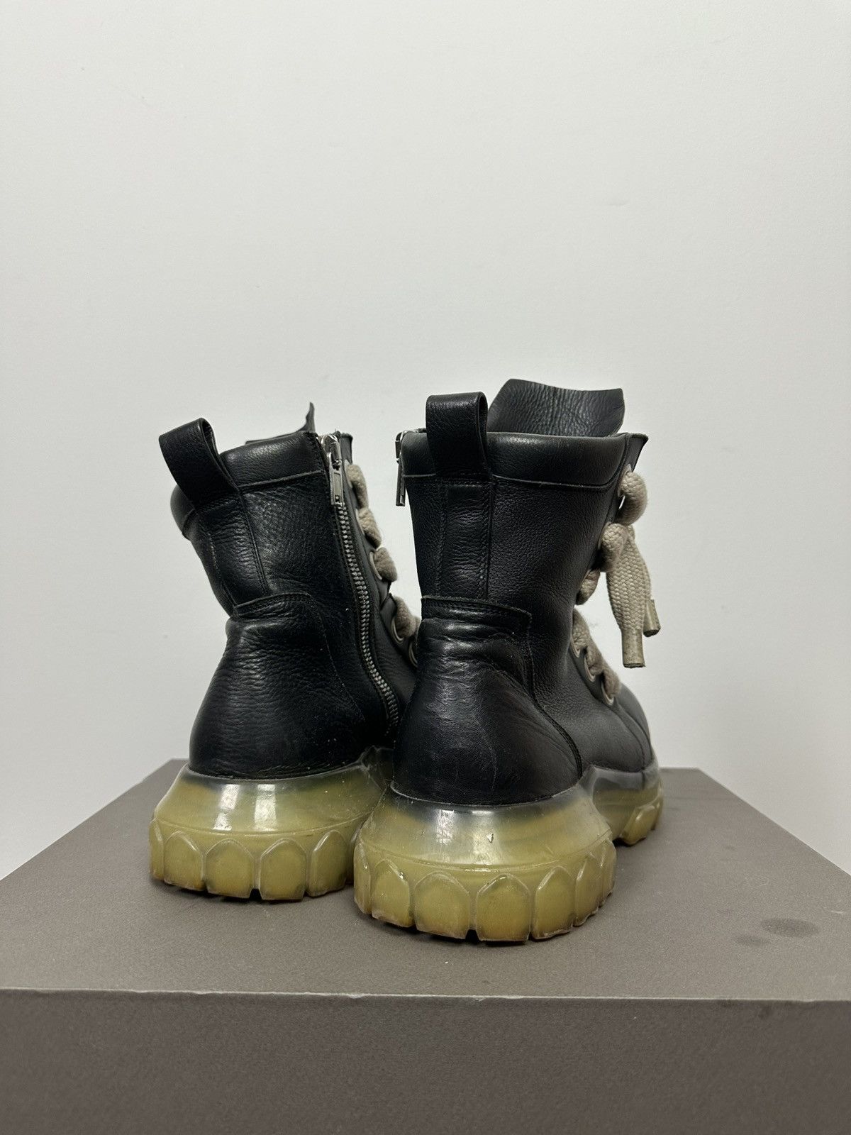 Rick Owens FW22 ‘STROBE’ Jumbo Lace Bozo Boots Size US 10 / EU 43 - 5 Thumbnail