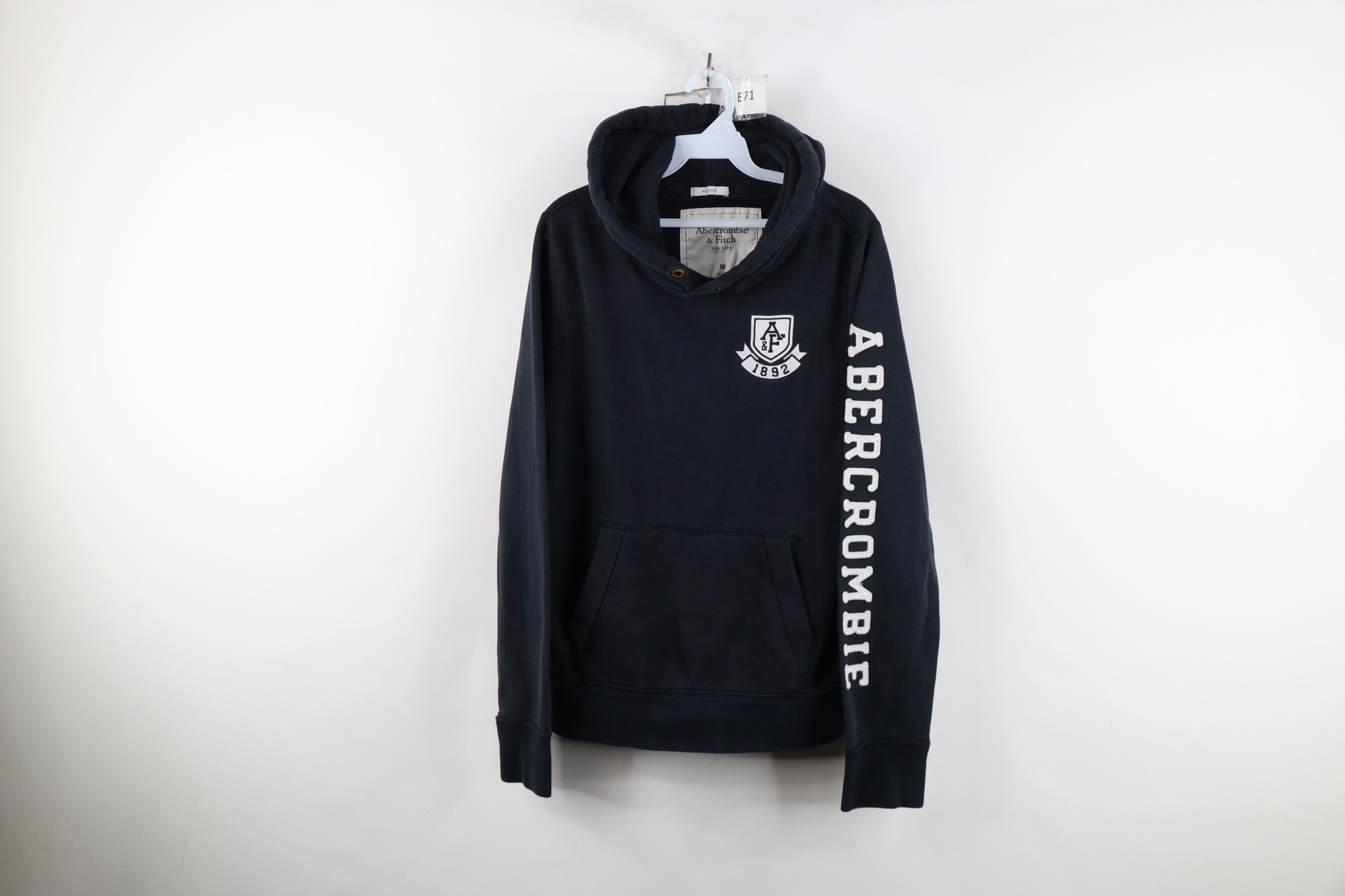 Abercrombie & Fitch Vintage Abercrombie & Fitch Heavyweight Hoodie Sweatshirt Size US M / EU 48-50 / 2 - 1 Thumbnail