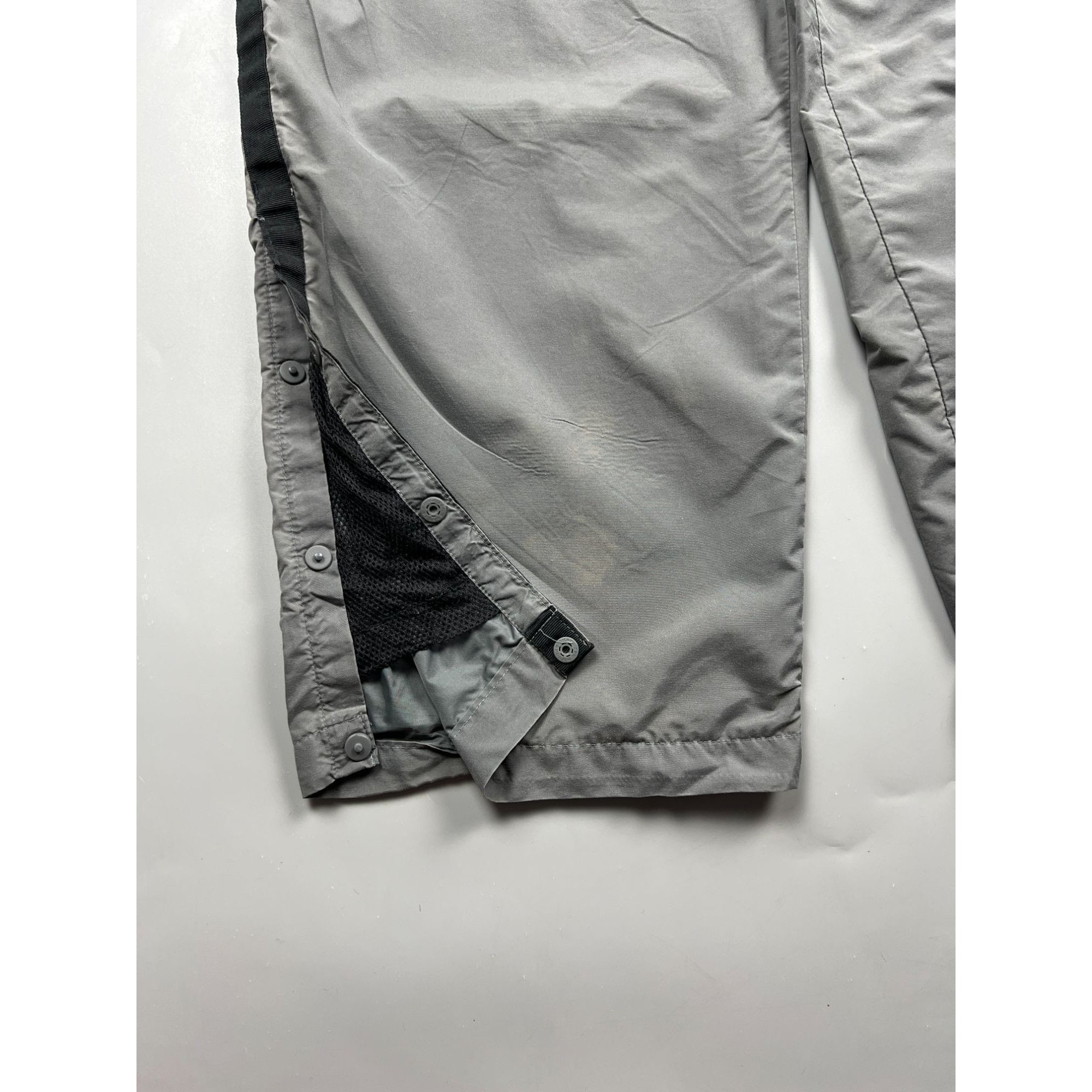 Nike Nike Vintage Nylon Track Pants (Y0812) Size US 36 / EU 52 - 11 Thumbnail