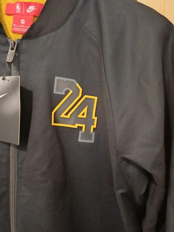 Nike New Nike LA Lakers Kobe Bryant Basketball Jacket - Size M Size US M / EU 48-50 / 2 - 5 Thumbnail