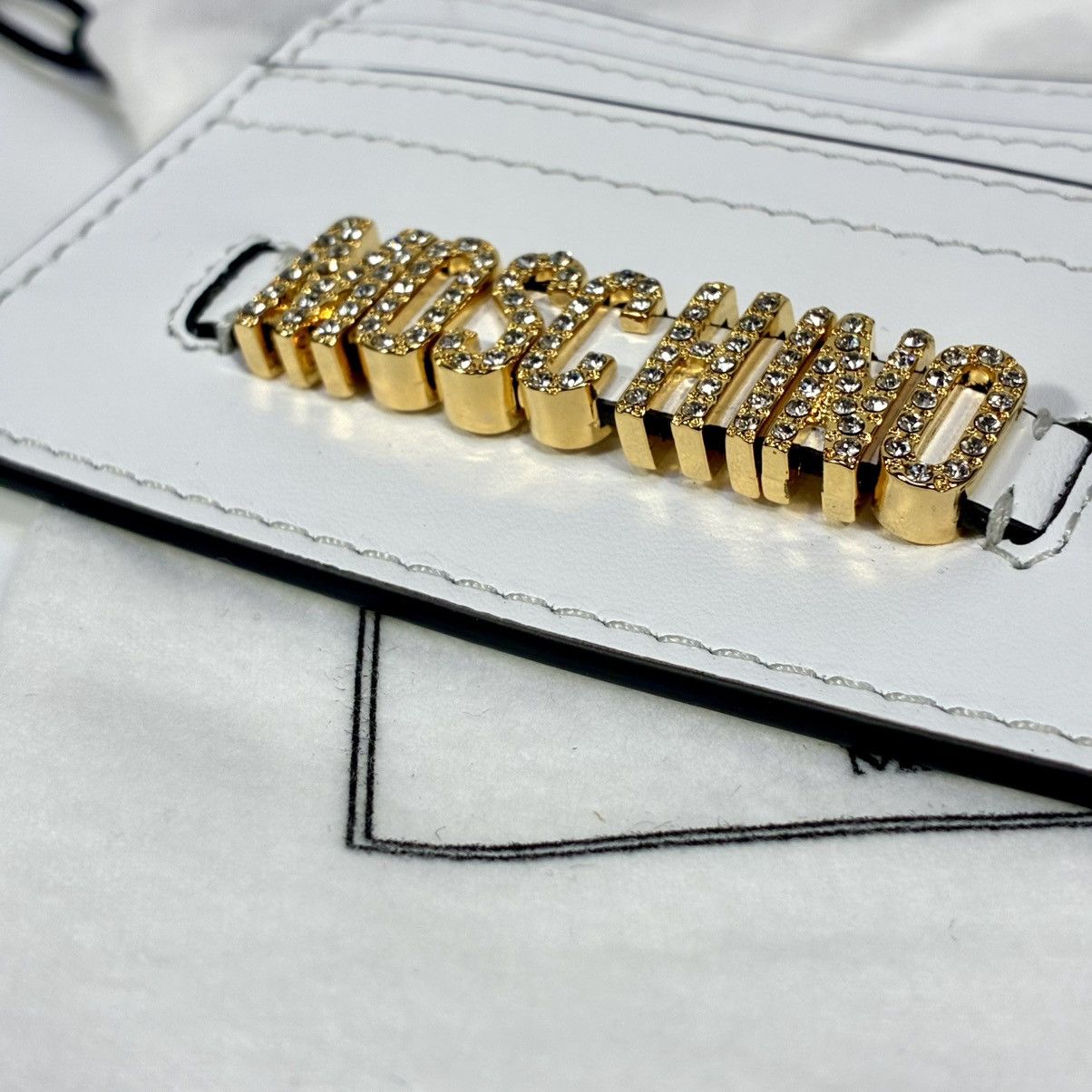 Moschino Moschino Couture Logo Card Case Fantasy Print White NWT Glam Size ONE SIZE - 10 Thumbnail
