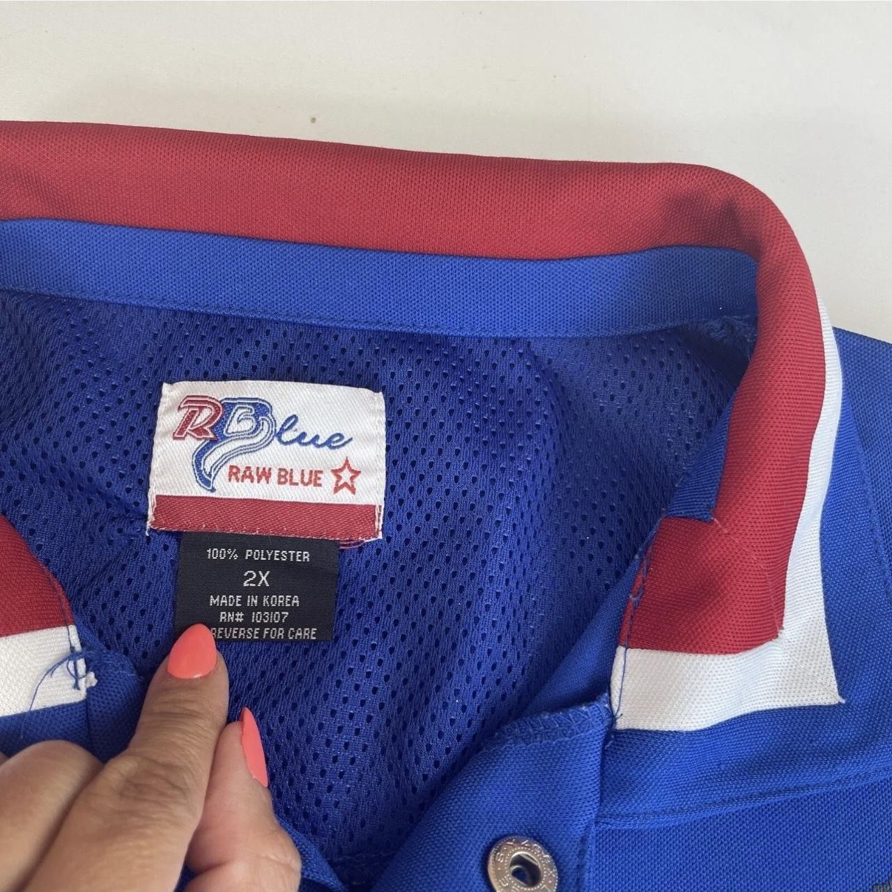 Vintage Vintage Raw Blue Activewear Mens Jersey Snap Button T shirt Size US XXL / EU 58 / 5 - 3 Thumbnail