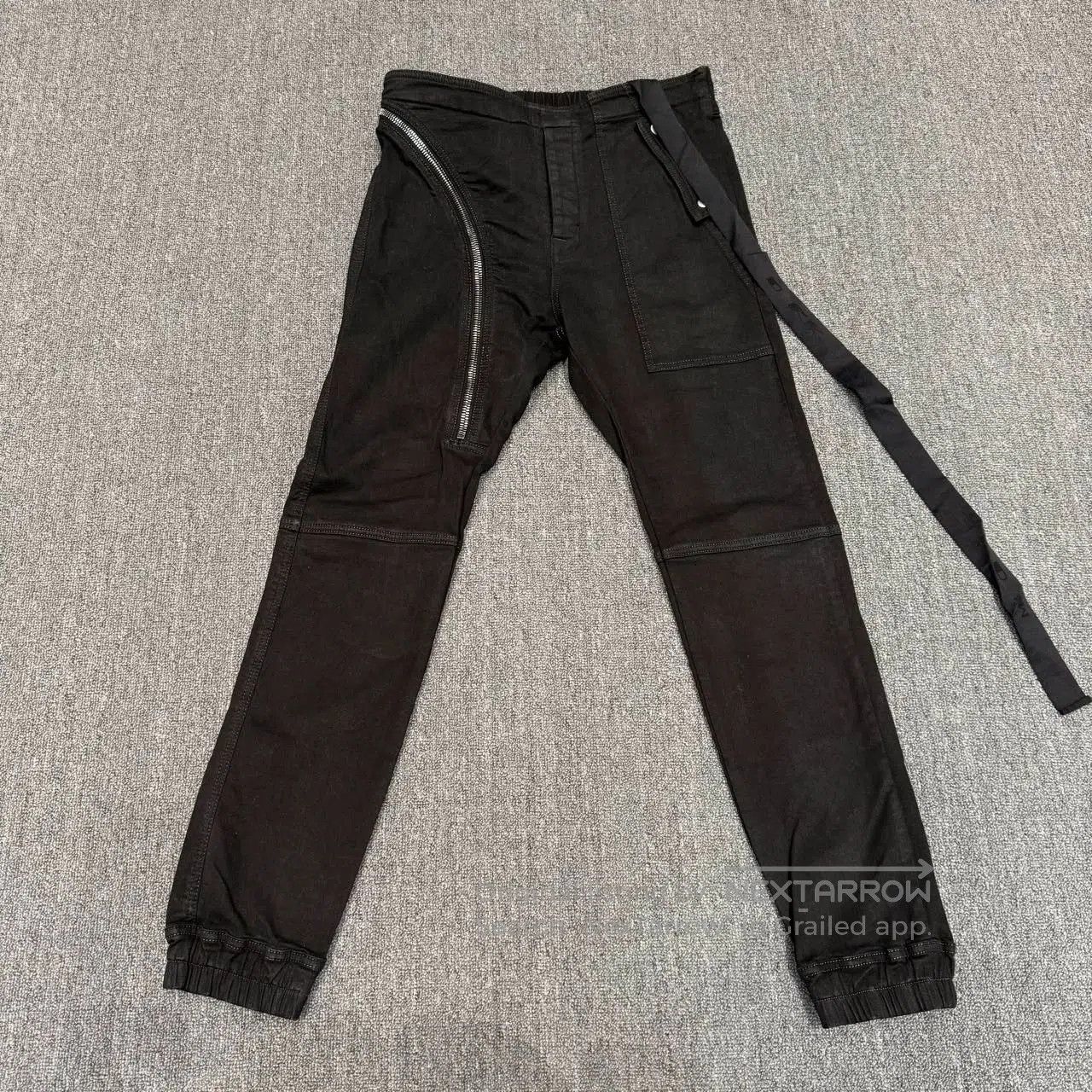 Rick Owens Rick Owens Black Diagonal Zip Jeans. Size US 26 / EU 42 - 1 Thumbnail