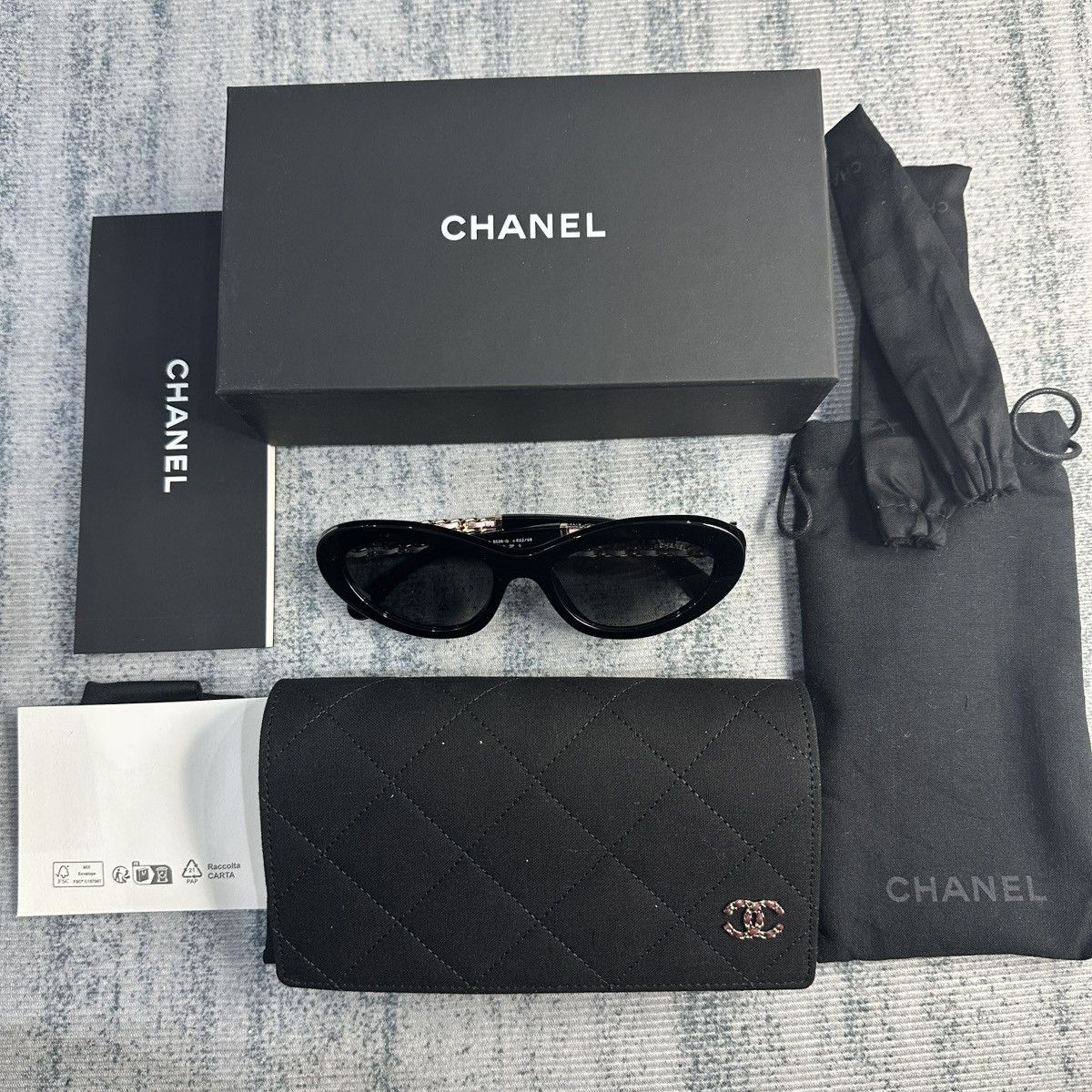 Chanel CHANEL 0CH5538Q C622S8 SUNGLASSES Size ONE SIZE - 2 Thumbnail
