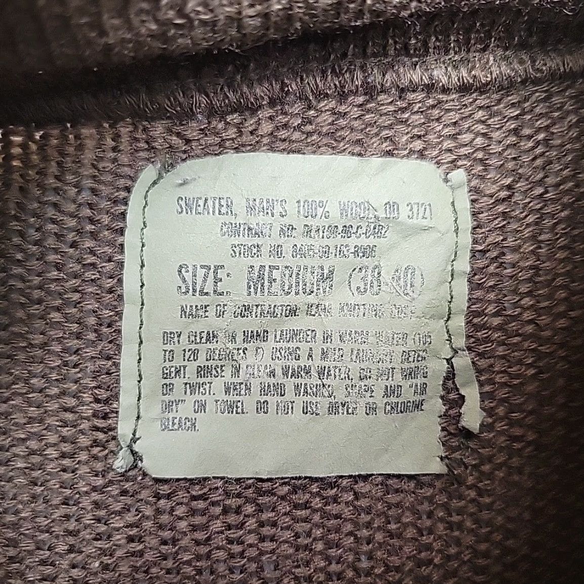 Vintage VINTAGE US Military Wool Sweater Mens M Brown Pullover Ilana Knitwear 90s Size US M / EU 48-50 / 2 - 6 Thumbnail