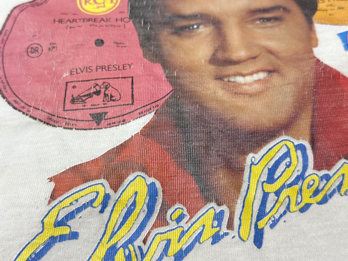 Vintage Well used Vintage 80s Elvis Presley Iron-On T-Shirt Size US M / EU 48-50 / 2 - 3 Thumbnail
