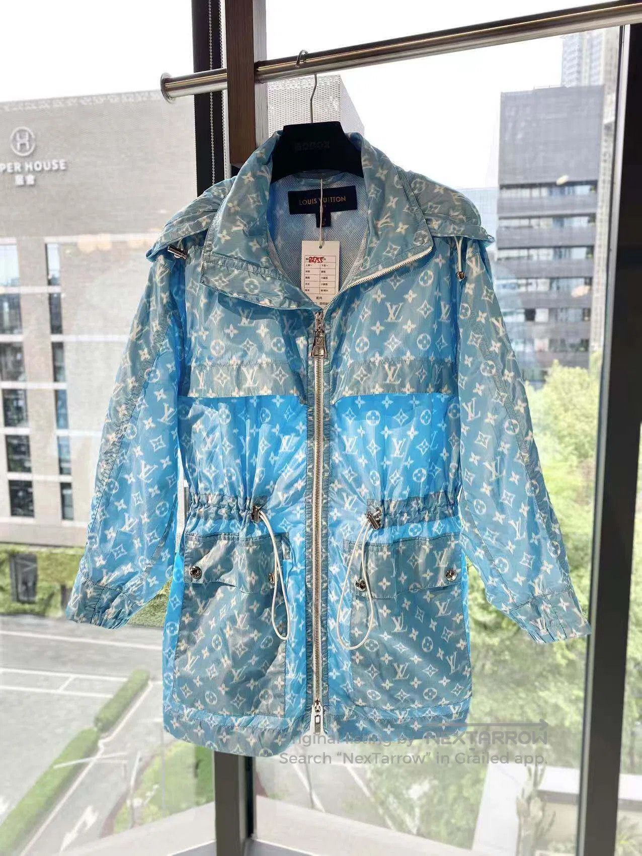 Louis Vuitton Louis Vuitton The old flower is full of printed jackets| Size 4XL / US 24-26 - 2 Thumbnail