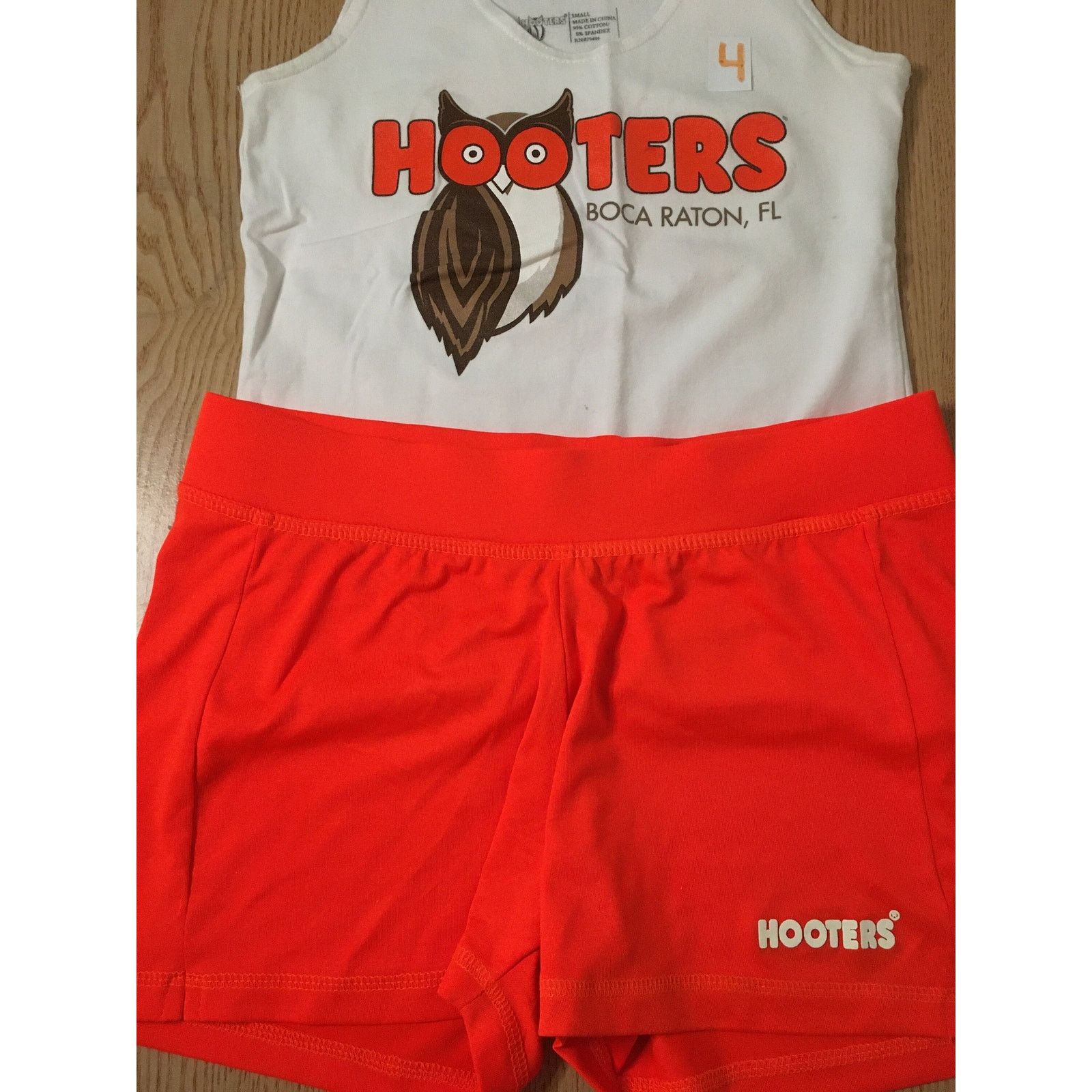 Other B16-4 Hooters Girl Uniform Tank New Shorts Boca Raton Small Size S / US 4 / IT 40 - 2 Thumbnail