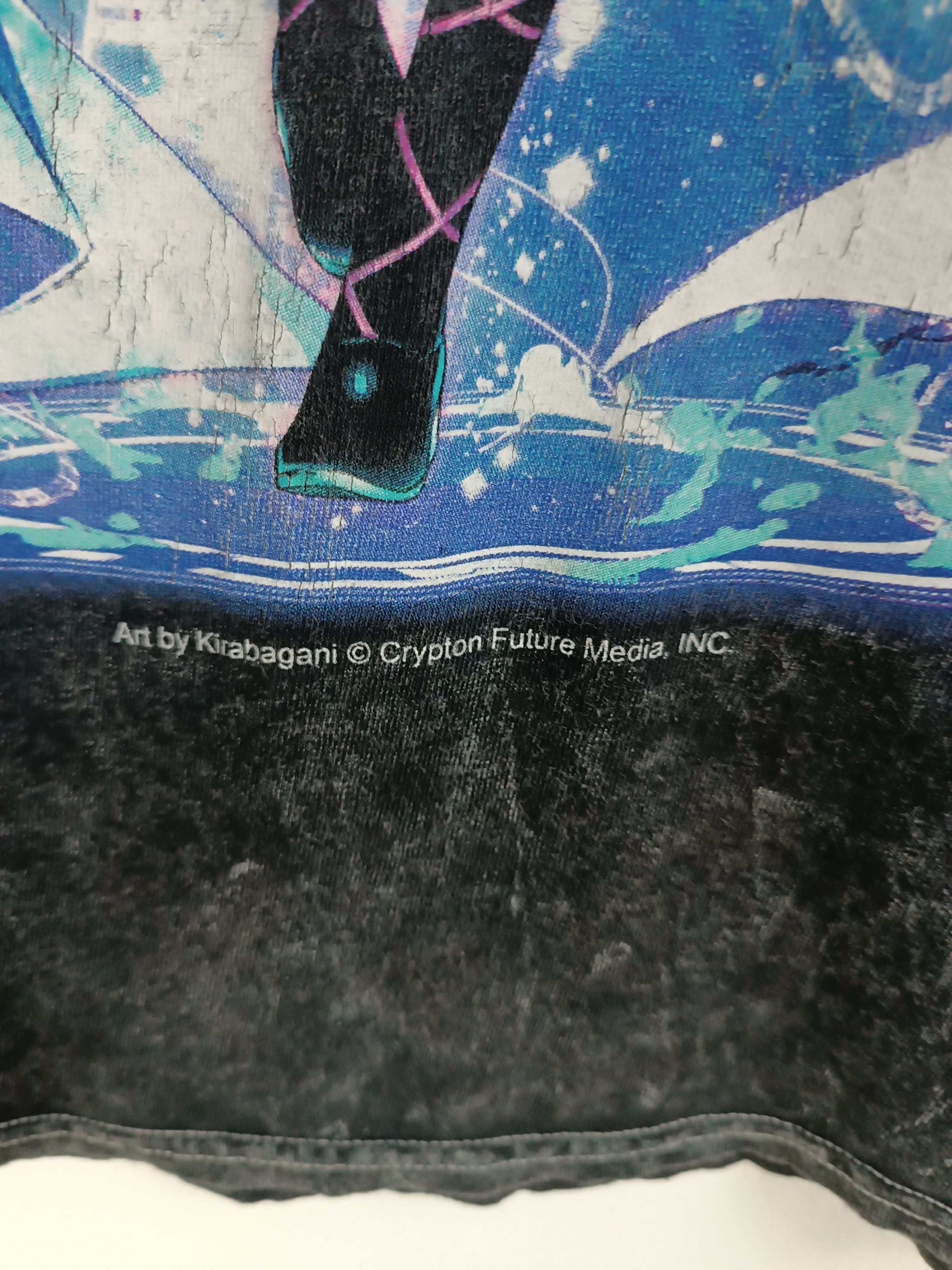 Anime VINTAGE HATSUNE MIKU VOCALOID WAIFU CUTE CV01 FADED TEE Size US L / EU 52-54 / 3 - 10 Thumbnail