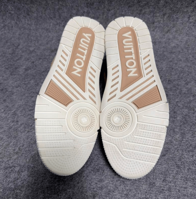Louis Vuitton Louis Vuitton Low-Top Sneakers Size US 10 / IT 40 - 4 Thumbnail