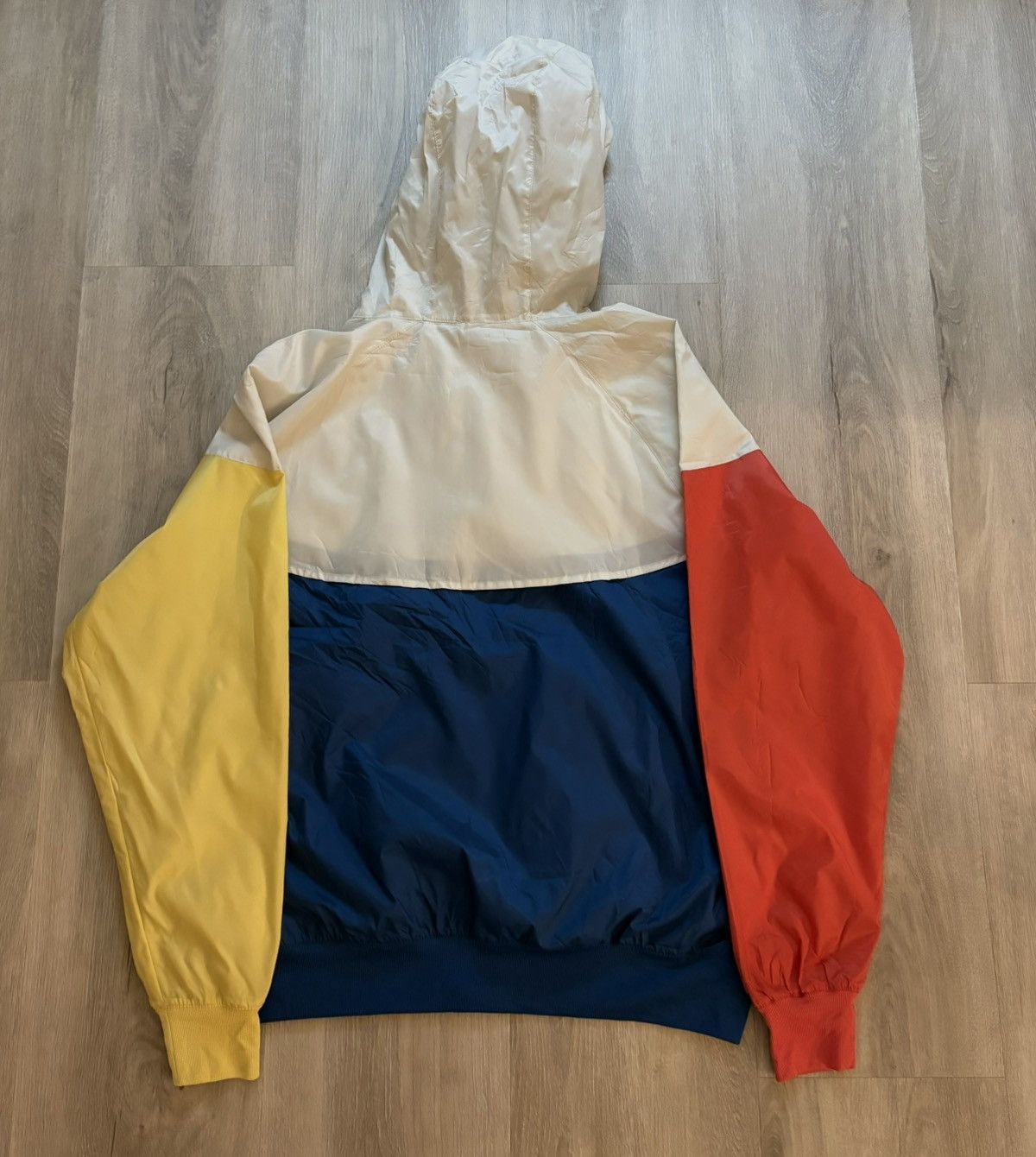 Nike Nike Windbreaker Jacket - Size L Size US L / EU 52-54 / 3 - 3 Thumbnail