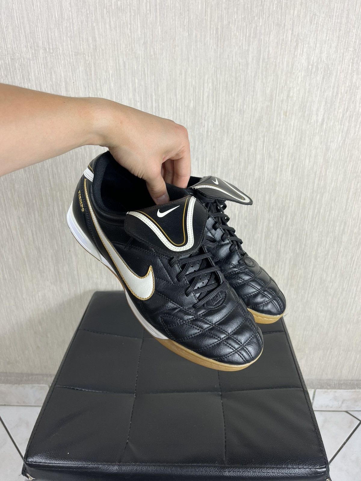 Nike × Vintage Vintage Nike Tiempo y2k soccer shoes Ronaldinho bloke core Size US 9.5 / EU 42-43 - 24 Thumbnail