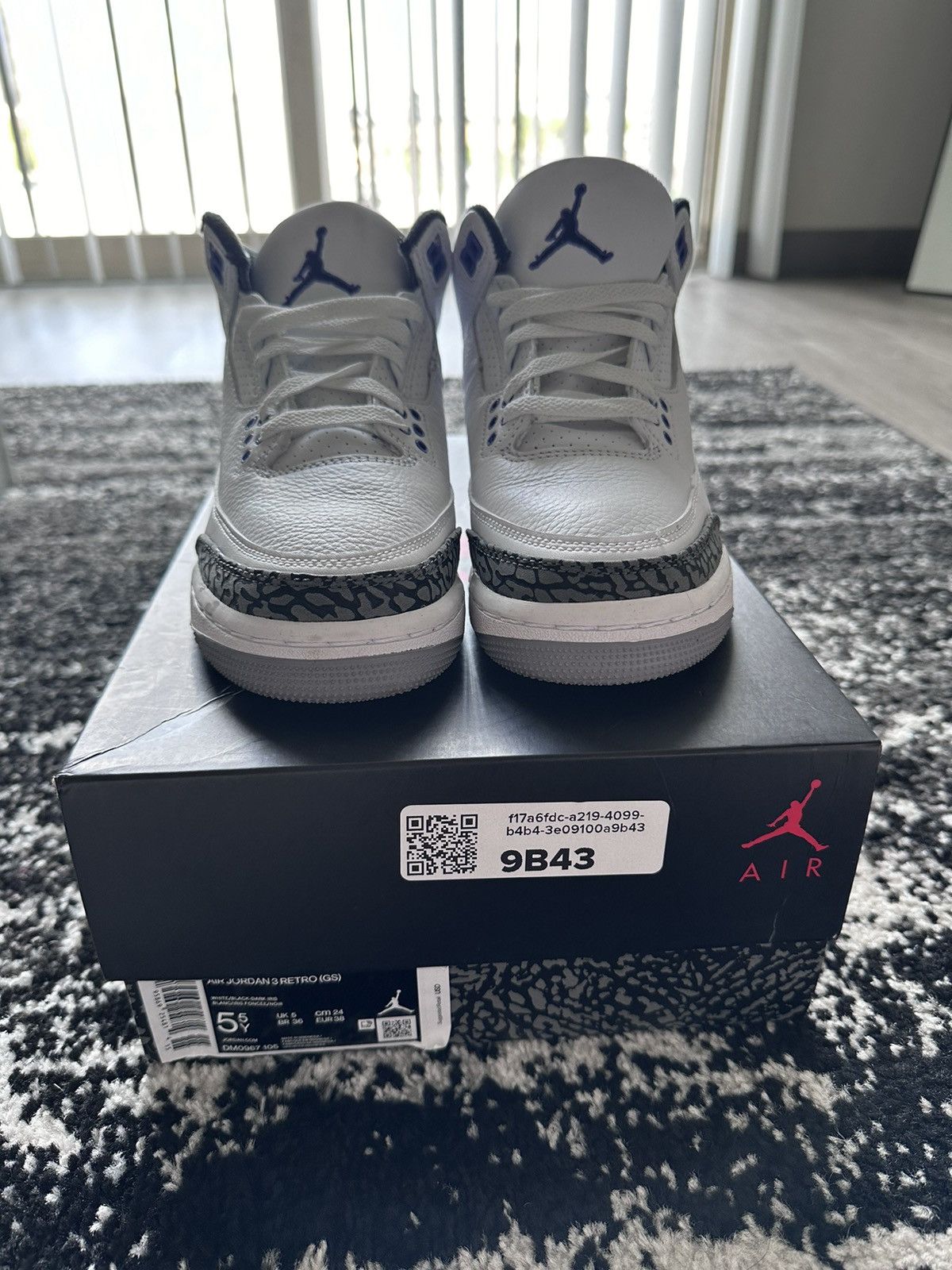 Jordan Brand Jordan Retro 3 Size US 5.5 / EU 38 - 2 Thumbnail