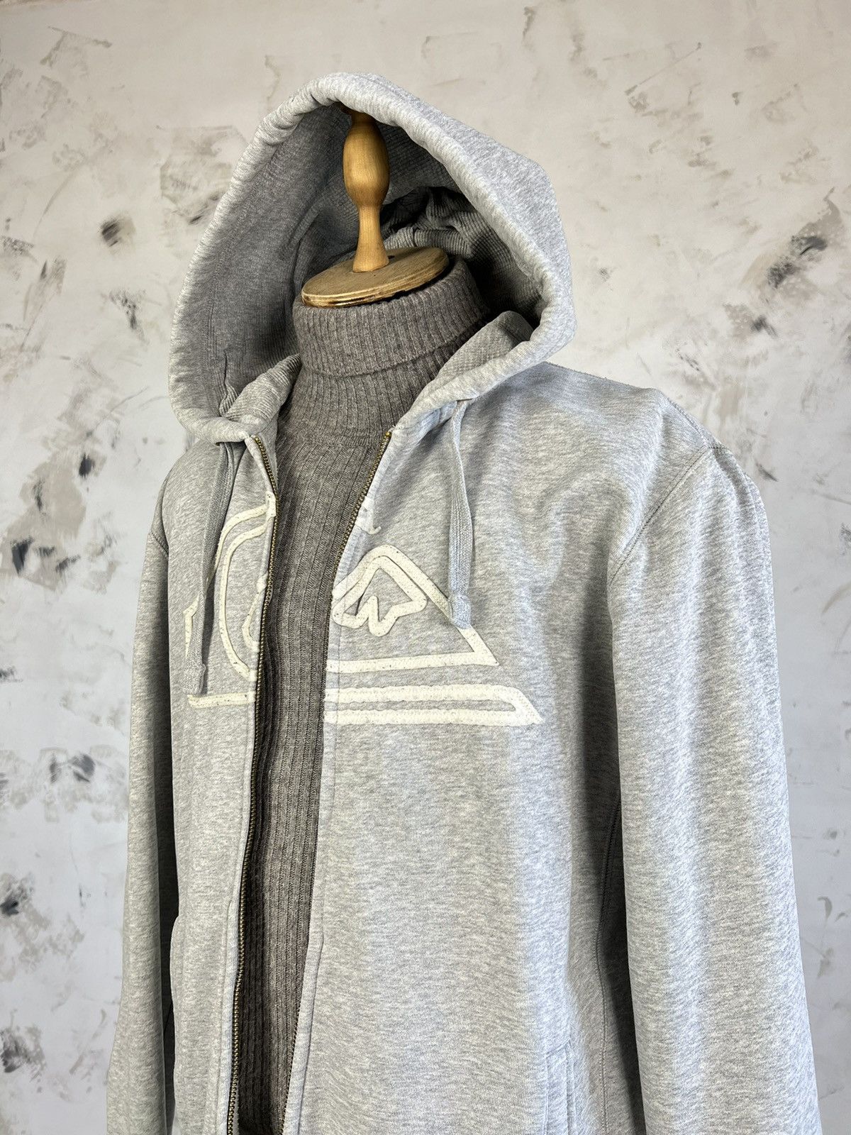 Quiksilver Vintage Quiksilver Hoodie Size L Size US L / EU 52-54 / 3 - 2 Thumbnail