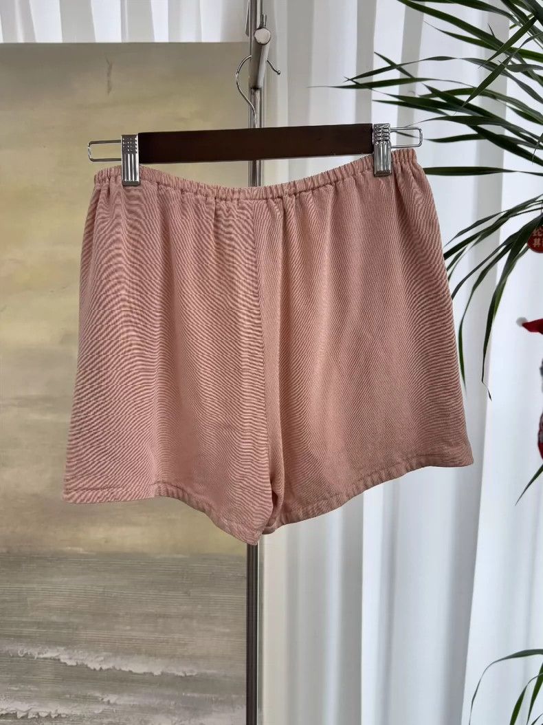 Gucci Gucci Mulberry silk blended pink shorts Size US 26 / EU 42 - 2 Thumbnail