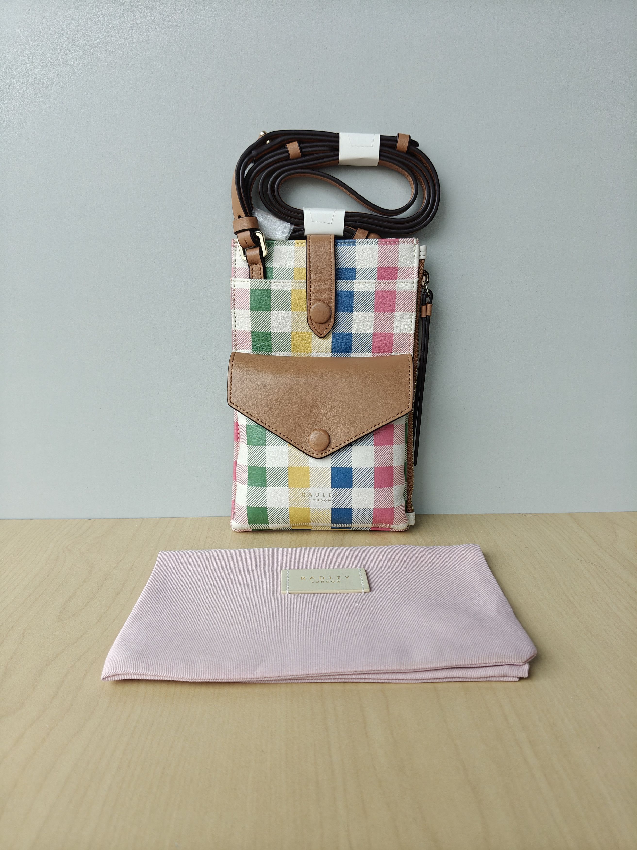 Other Radley London phone crossbody bag Free Shipping T/7007 Size ONE SIZE - 2 Thumbnail