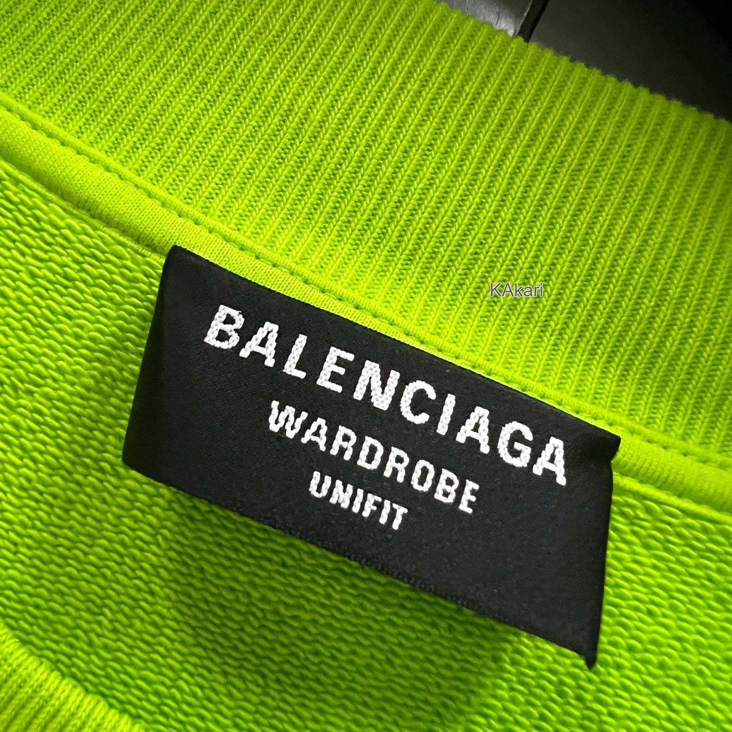 Balenciaga Balenciaga Fluorescent Green Embroidered Logo Sweatshirt Size US S / EU 44-46 / 1 - 5 Thumbnail