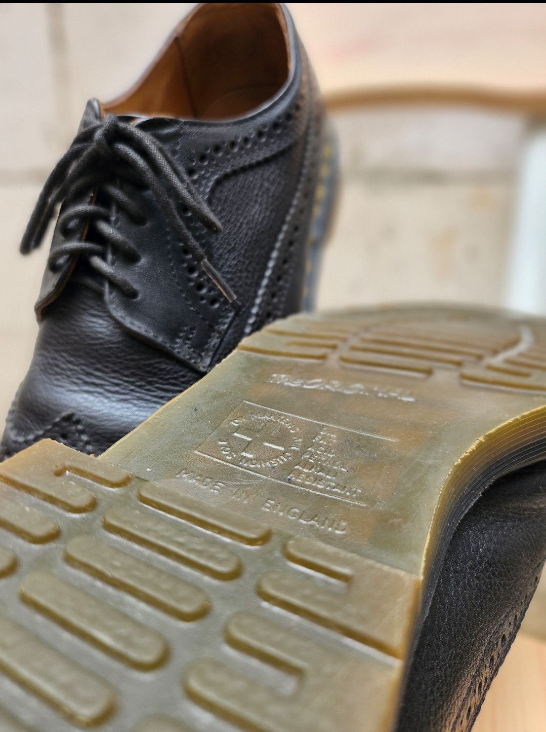 Dr. Martens Rare!! Dr. Martens Vintage Brogue 3989 MIE Size US 8 / EU 41 - 10 Thumbnail