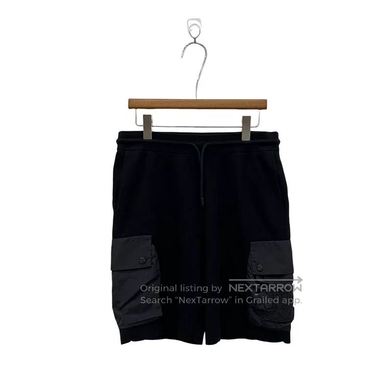 Louis Vuitton Louis Vuitton size m Large side logo drawstring shorts Size US 28 / EU 44 - 1 Thumbnail