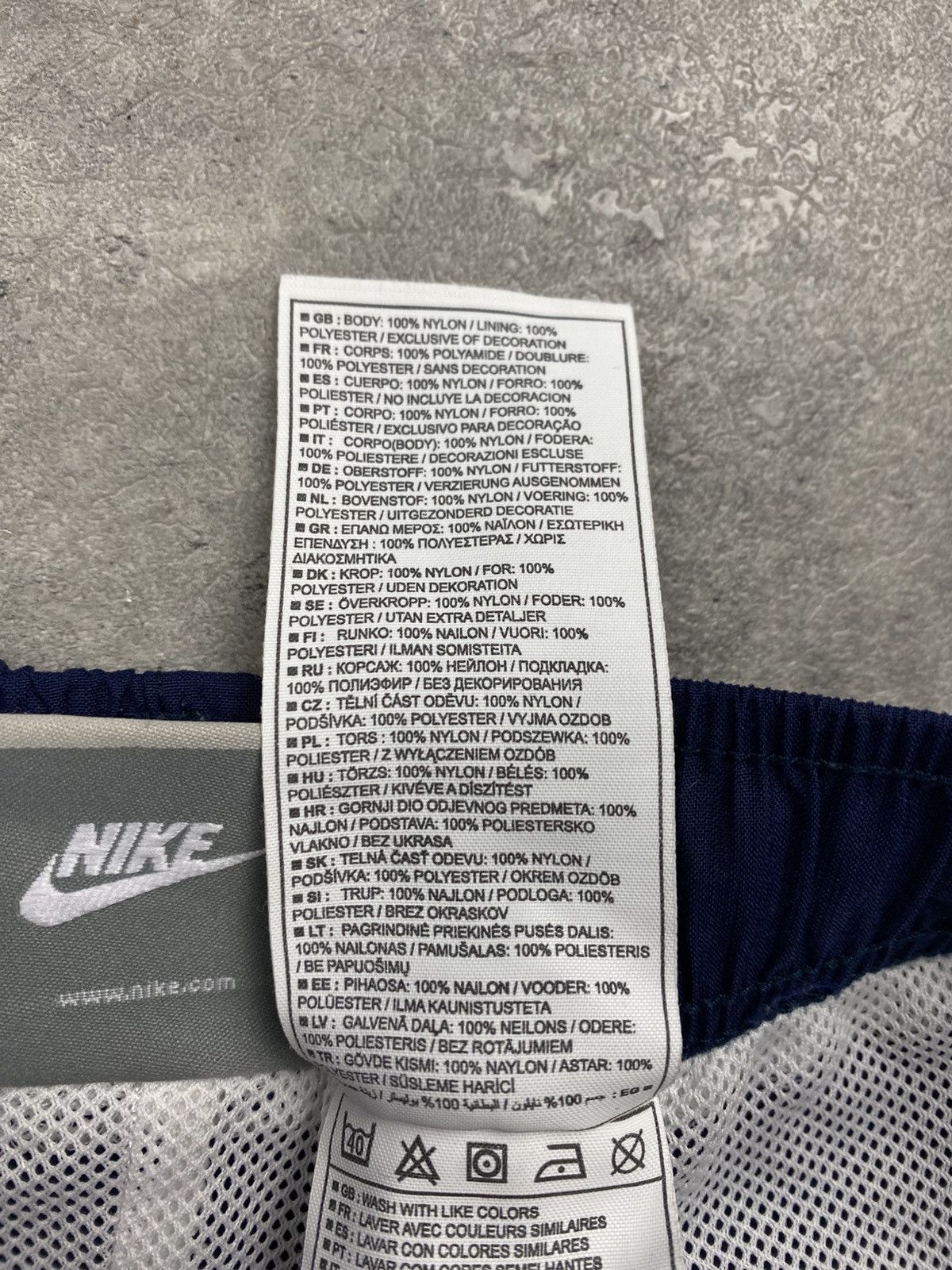 Nike × Vintage Short Nike vintage buggy 90’s casual streetwear swoosh y2k Size US 37 - 11 Thumbnail