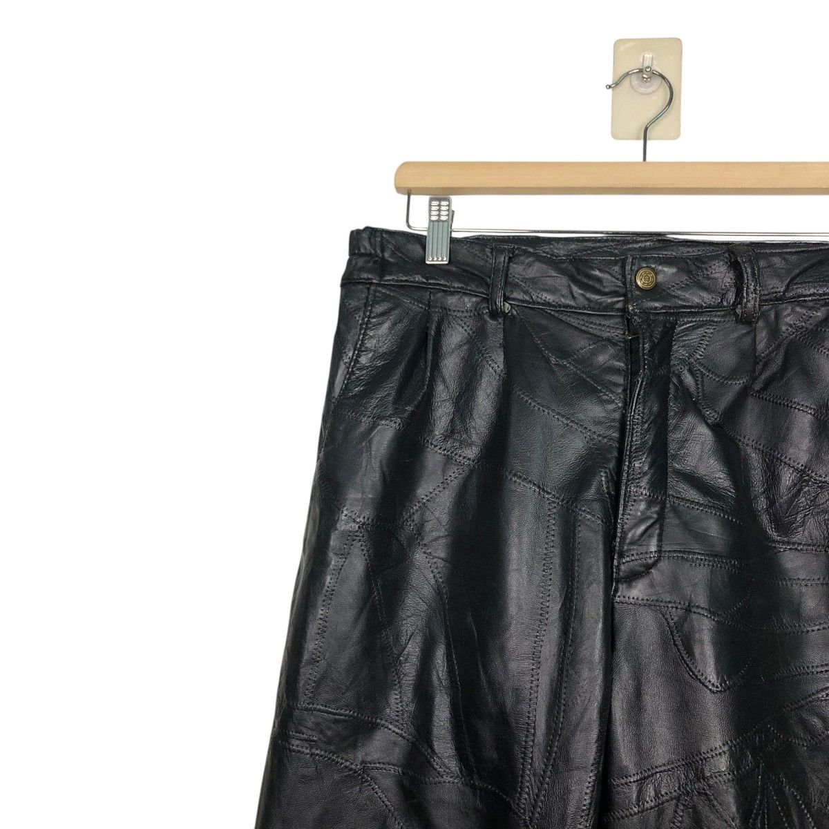 Japanese Brand 🔥RICH BLACK VINTAGE BIKER LEATHER PANTS UNBRAND ISSEY MIYAKE Size US 32 / EU 48 - 9 Thumbnail
