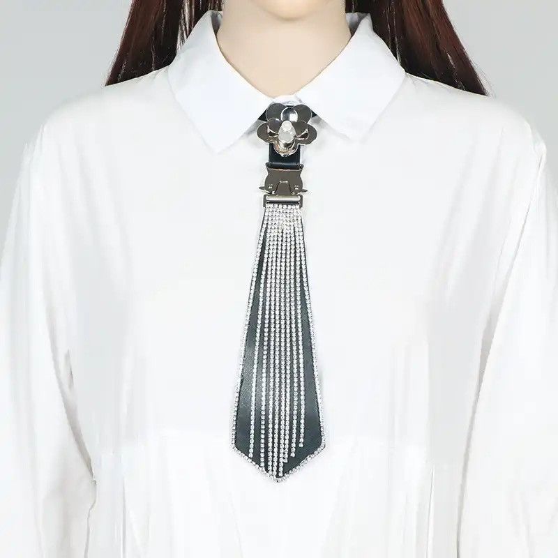 Japanese Brand × Leather Tassel Rhinestone Leather Tie Size ONE SIZE - 1 Thumbnail