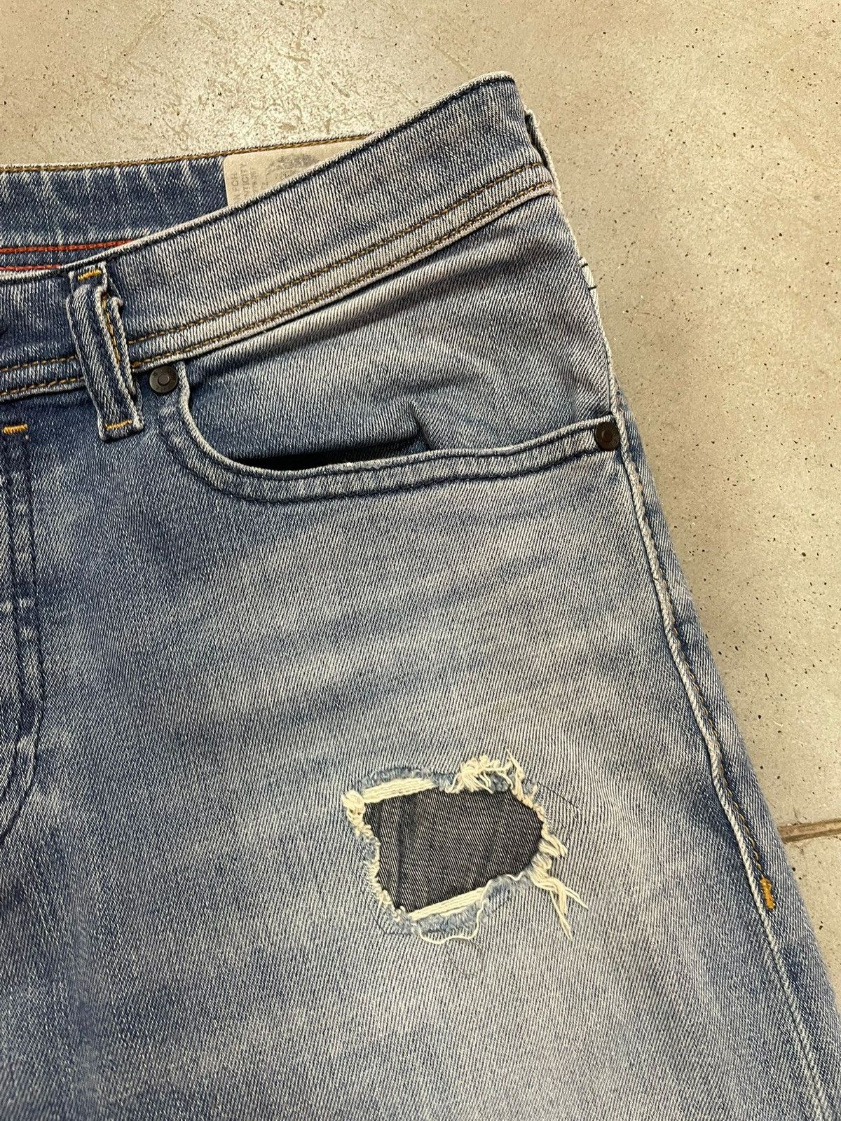 Diesel Vintage Diesel Distressed Patchwork Buster Jeans Size US 31 - 5 Thumbnail