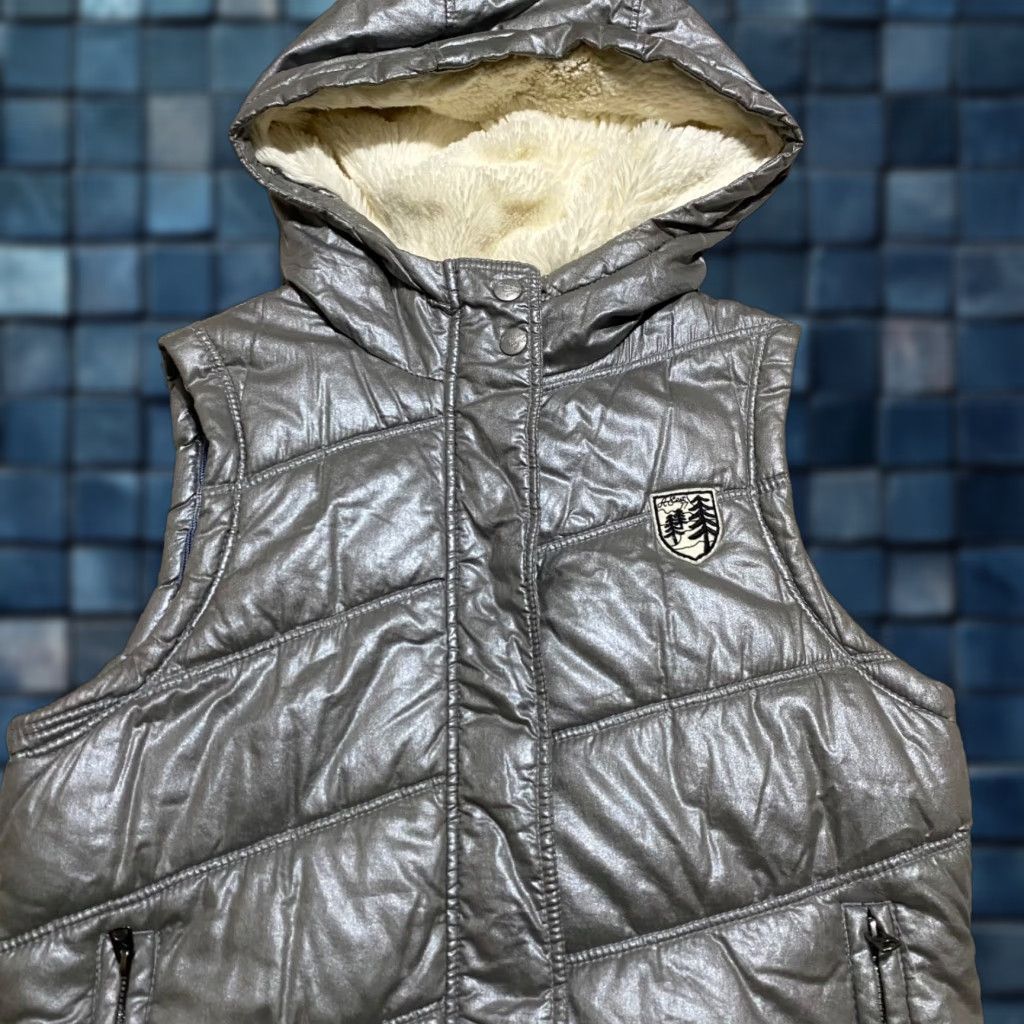 American Eagle Outfitters American Eagle Outfitters Womens Vest Jacket Silver Full Zip Faux Fur Hood Puffer XS-S? Size S / US 4 / IT 40 - 1 Thumbnail