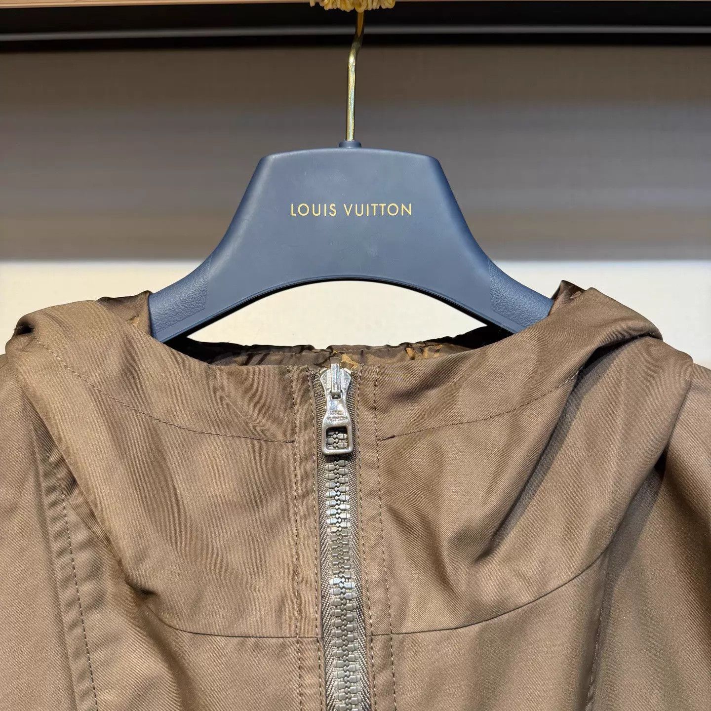 Louis Vuitton LV Reversible Monogram Brown Shell Jacket Size 46 New Size US S / EU 44-46 / 1 - 7 Thumbnail