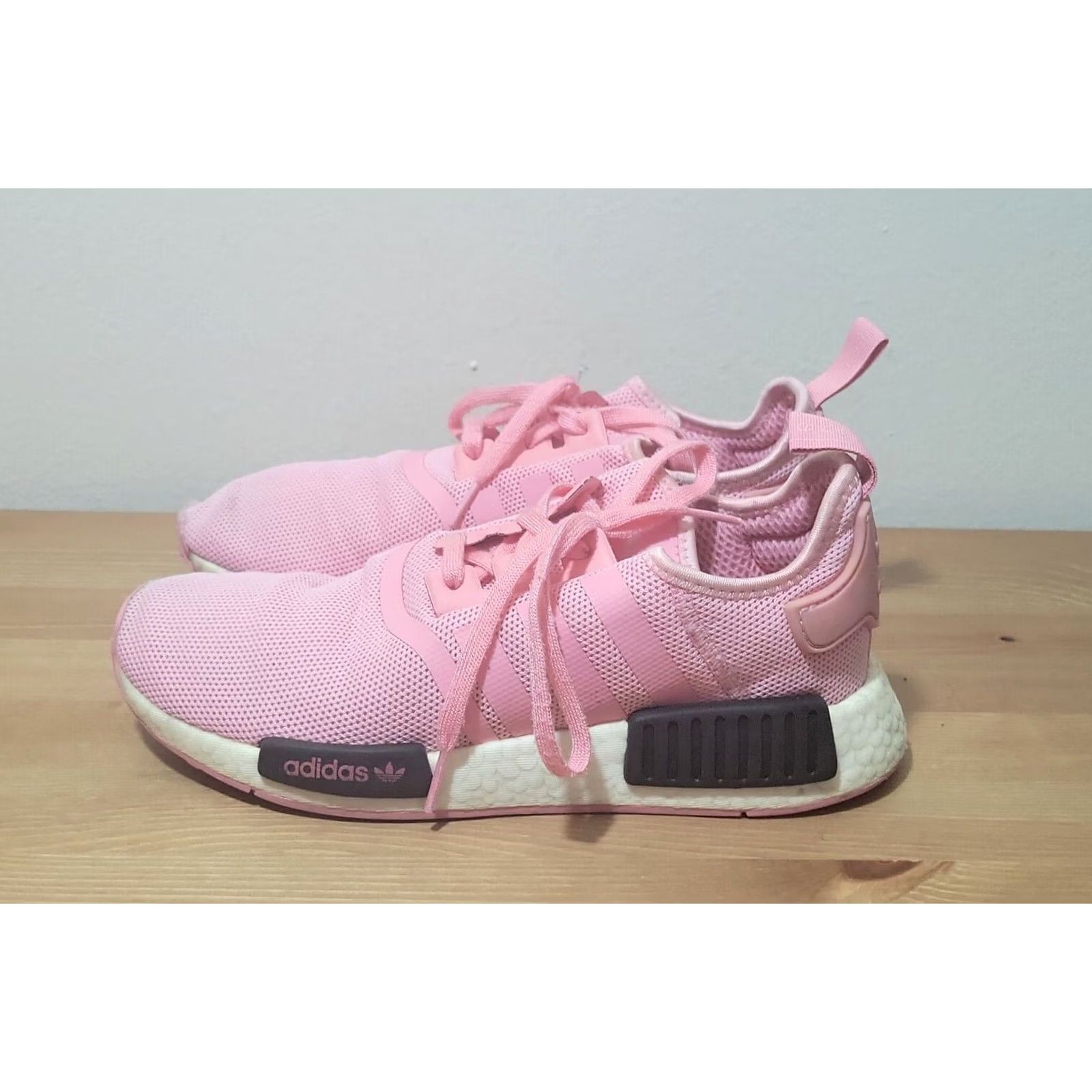 Adidas adidas Sneakers Womens Pink NMD_R1 B42086 Men Size Black White Size US 7 / IT 37 - 3 Thumbnail