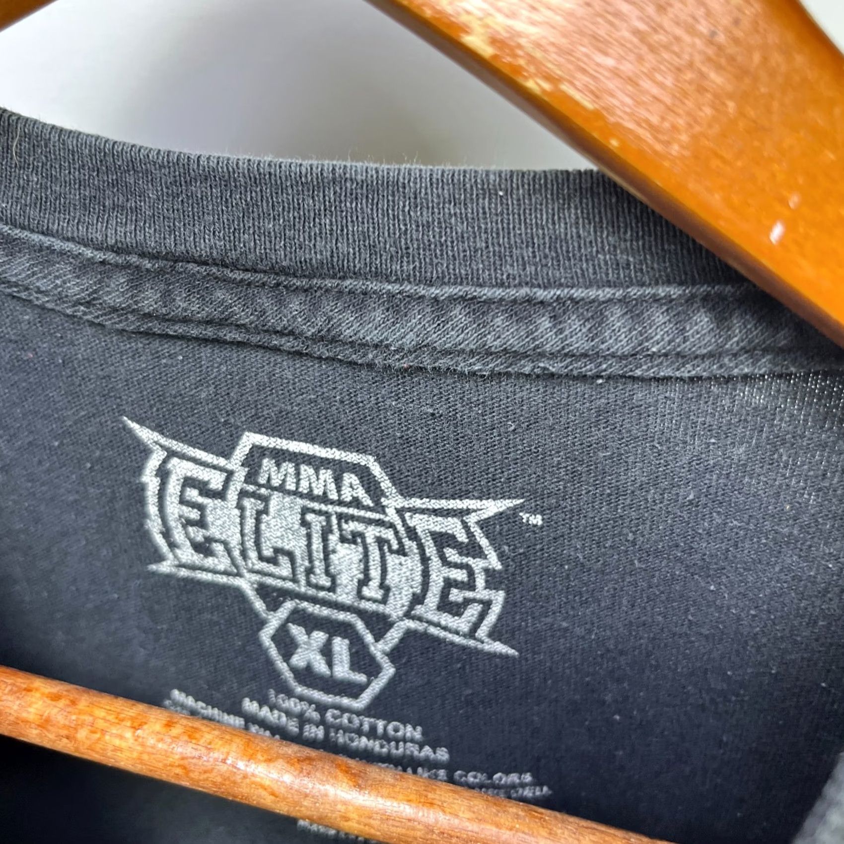 Vintage VINTAGE MMA Elite Dominate Viking Graphic T Shirt XL Men Black Cotton Short Sleeve Logo 2000s Vintage Theme Outdoor Motorcycle Size US XL / EU 56 / 4 - 5 Thumbnail