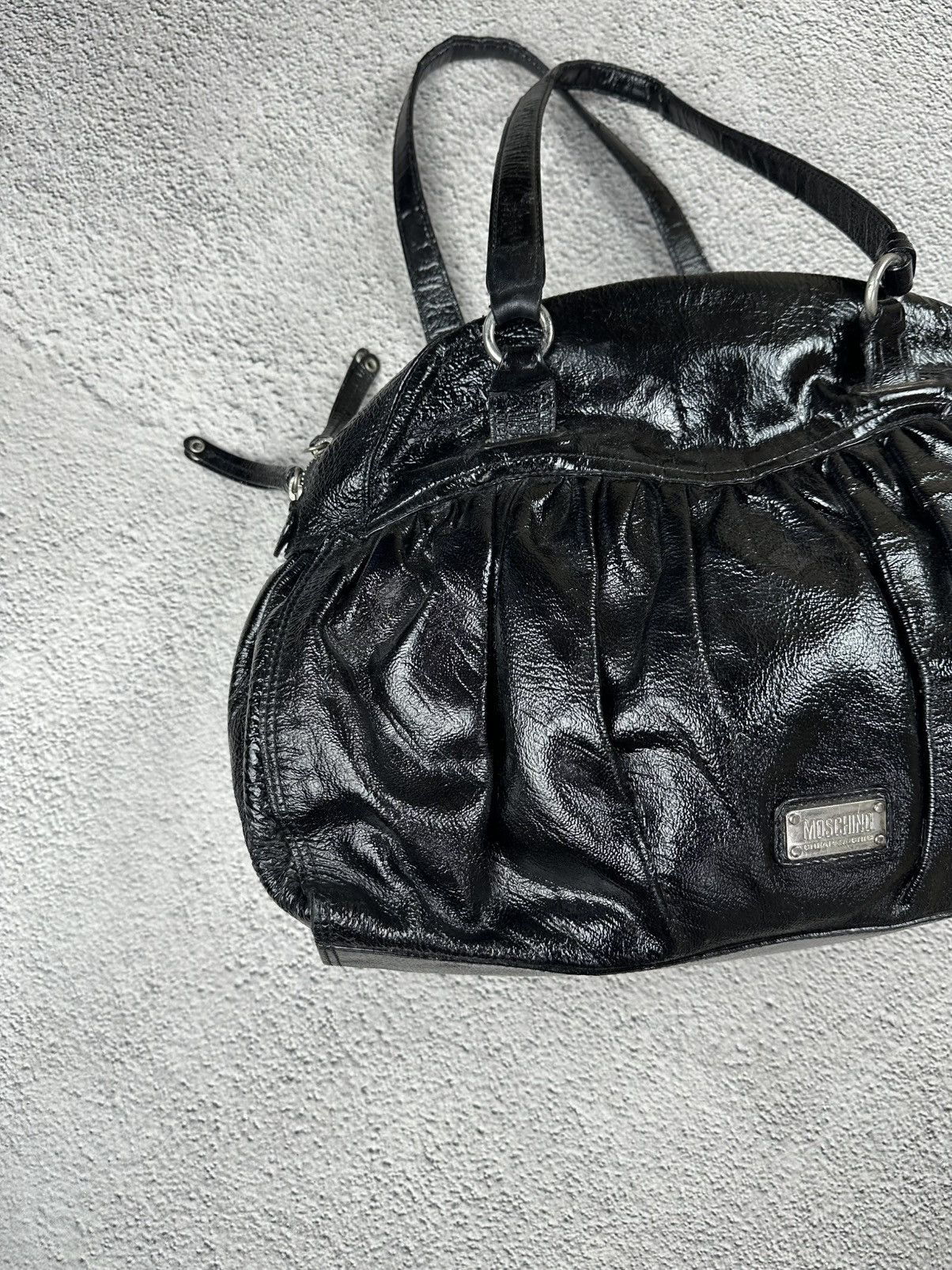Moschino Moschino Black Patent Shoulder Bag Luxury Distressed Y2K SK8 Size ONE SIZE - 3 Thumbnail