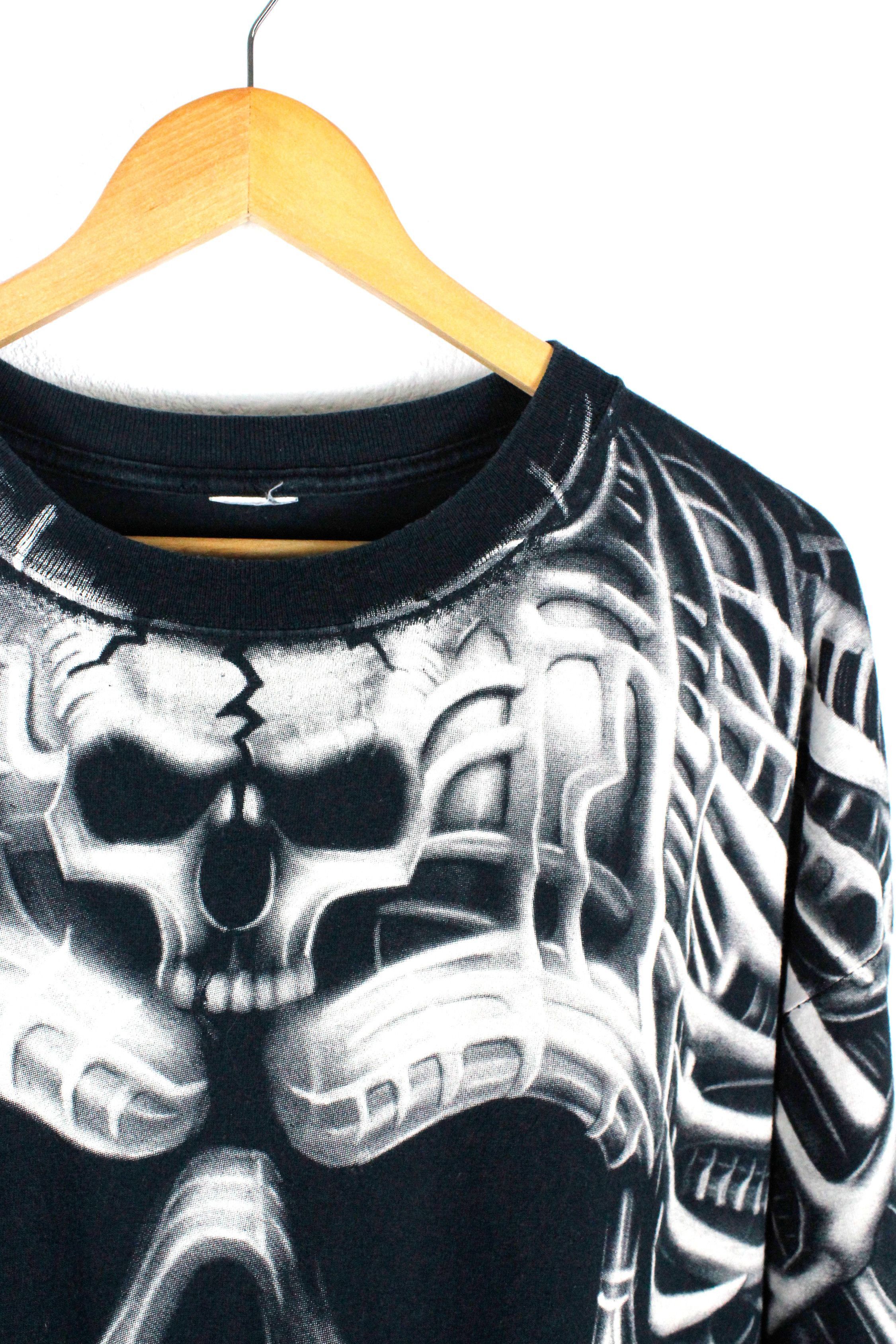 Liquid Blue × Vintage Vintage Liquid Blue Skull All Over Printed Tee T-shirt 2000s Size US XXL / EU 58 / 5 - 2 Thumbnail