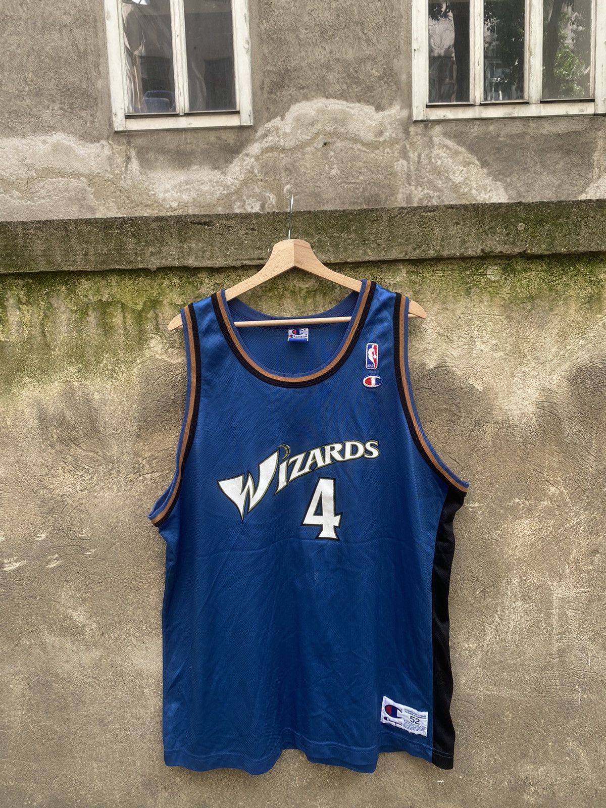 Champion × NBA × Vintage Vintage Champion Wizards 4 Webber NBA Jersey Size US L / EU 52-54 / 3 - 1 Thumbnail