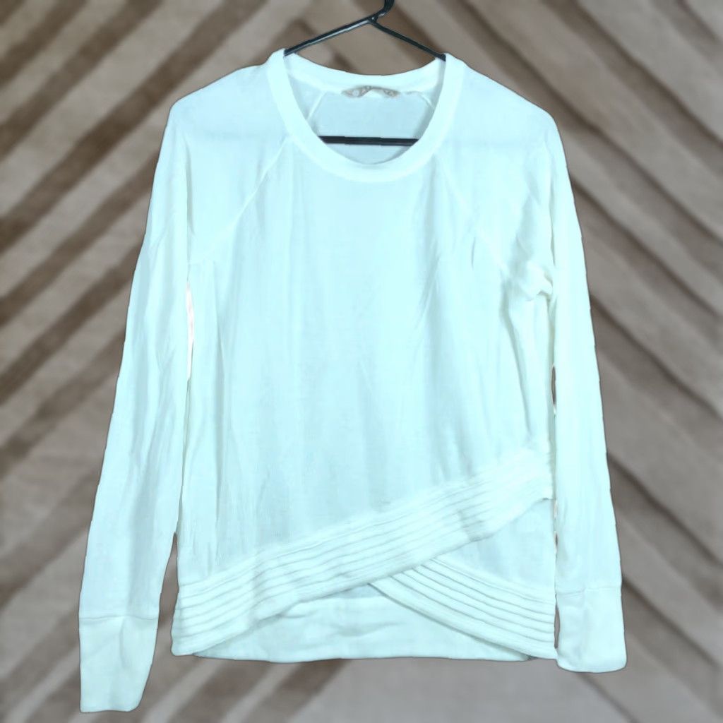 Athleta Athleta Womens Sweatshirt Cream Serenity Criss Cross Pullover Stretch XS Size XS / US 0-2 / IT 36-38 - 1 Thumbnail