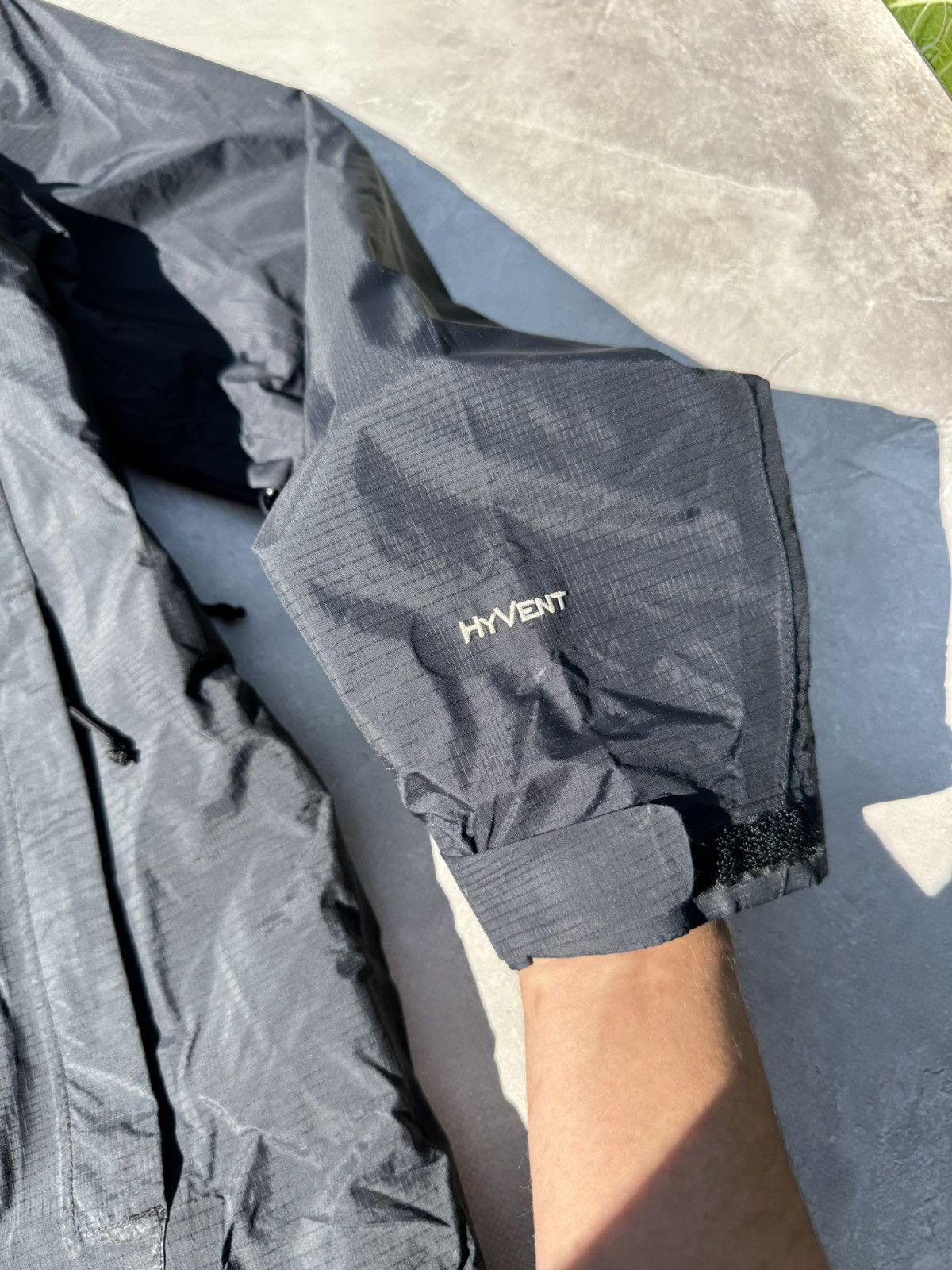 The North Face Vintage The North Face Hyvent Jacket Size US L / EU 52-54 / 3 - 7 Thumbnail
