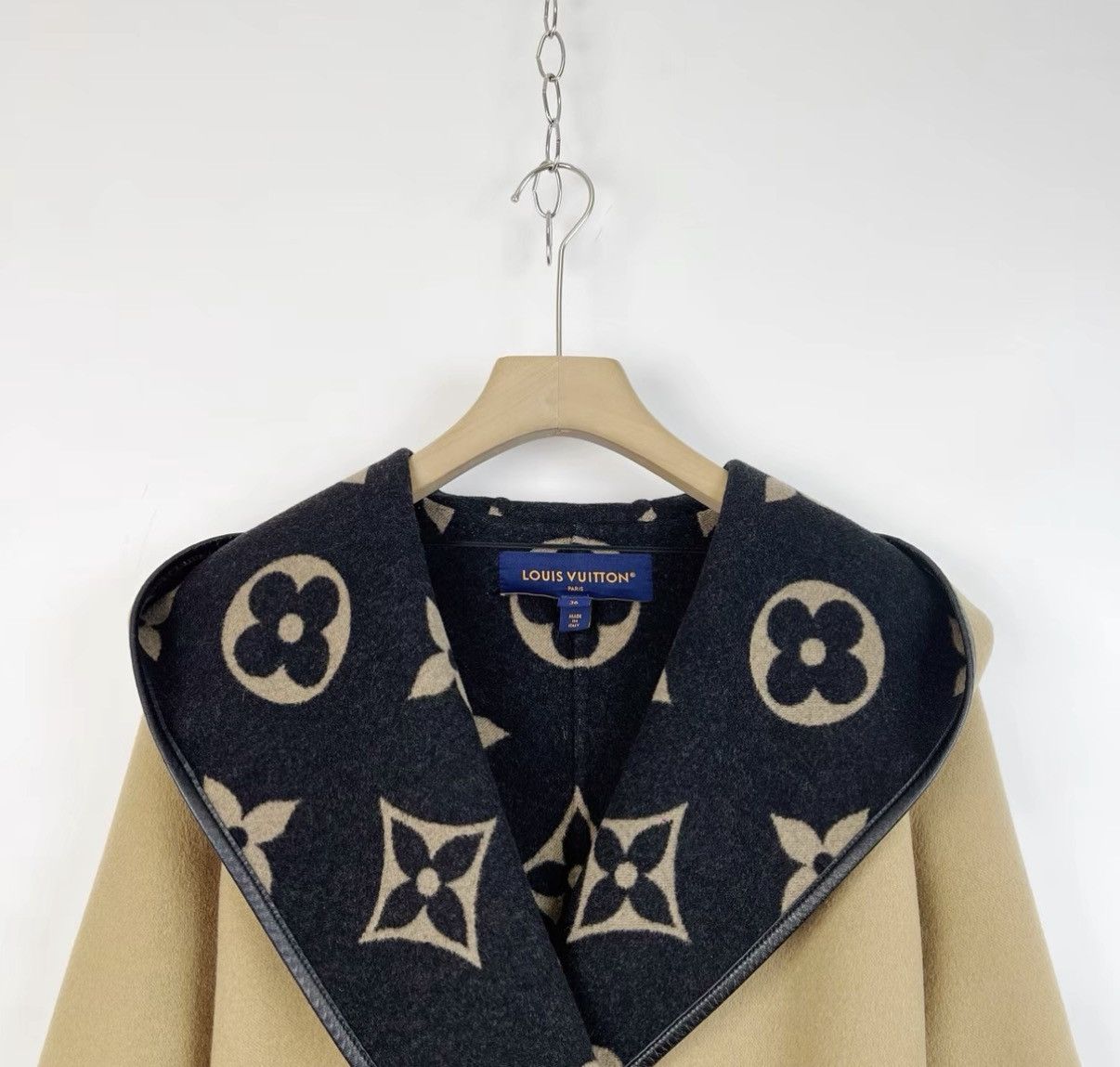 Louis Vuitton LOUIS VUITTON monogram print hooded lapel bathrobe coat K12 Size XS / US 0-2 / IT 36-38 - 4 Thumbnail
