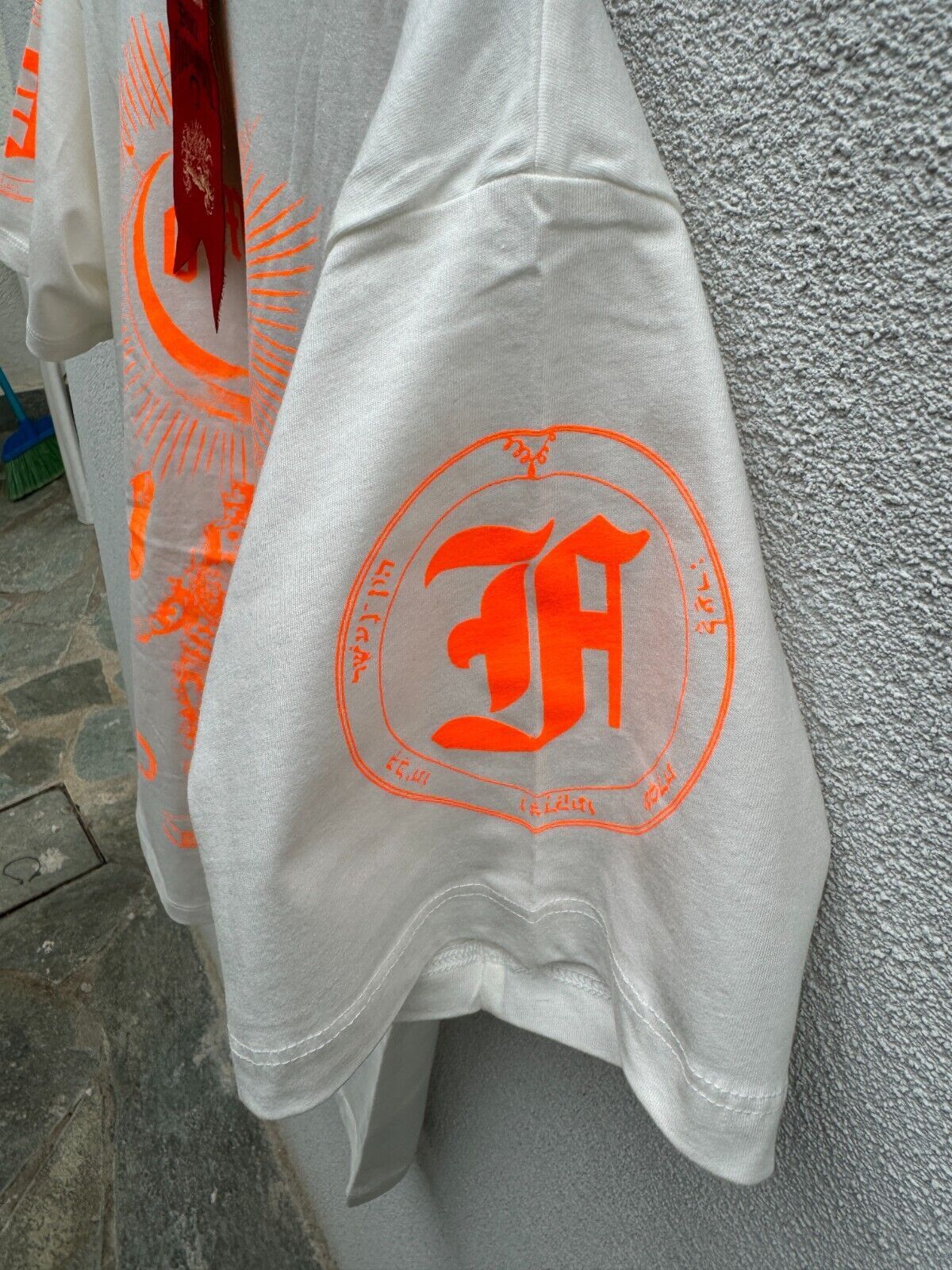 Dilara Findikoglu Dilara Findikoglu Unisex White Neon Cybele Goddess Print Size US XL / EU 56 / 4 - 9 Thumbnail