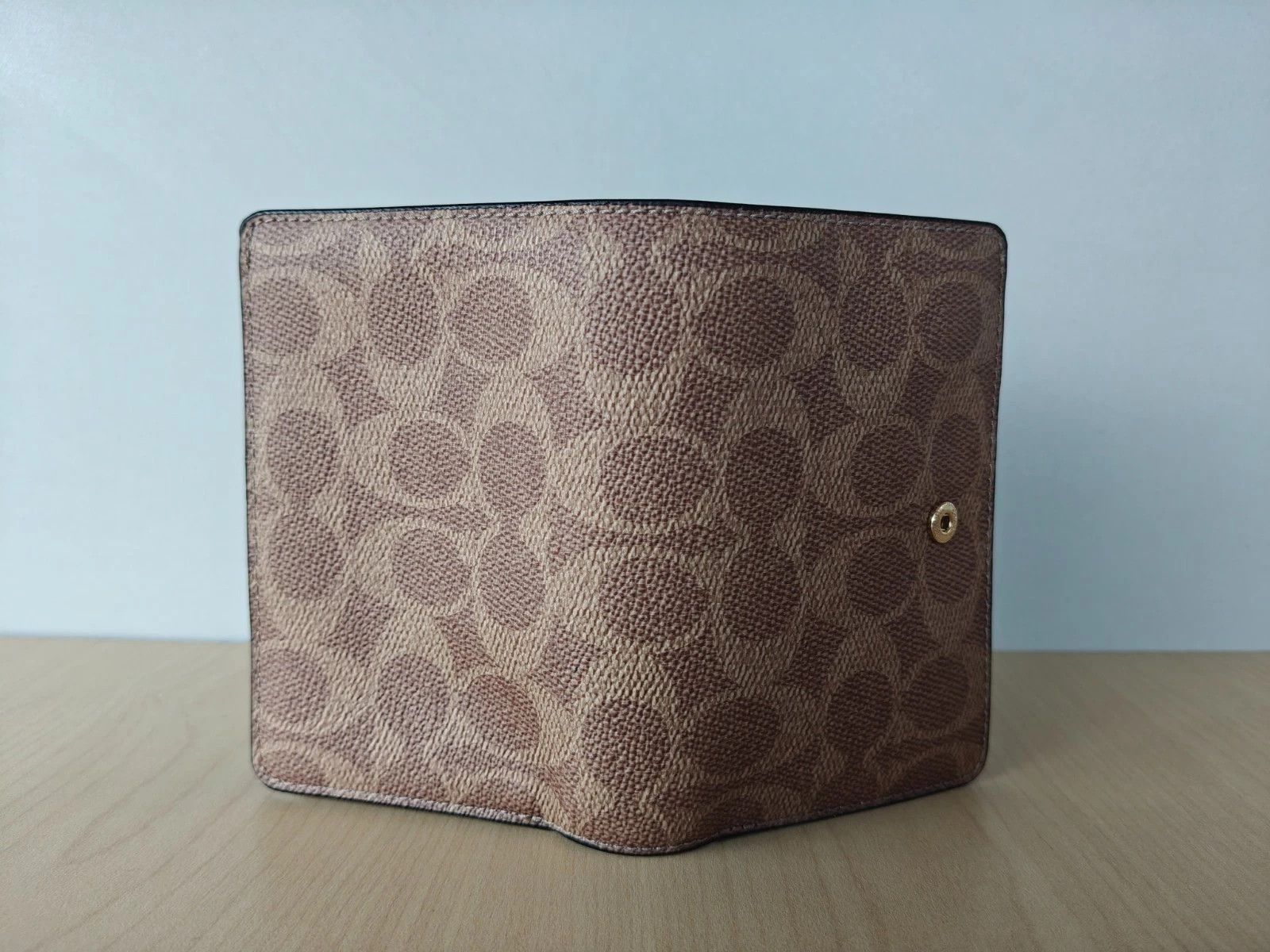 Coach Coach Medium Corner Zip Wallet In Signature T/1008 Size ONE SIZE - 7 Thumbnail
