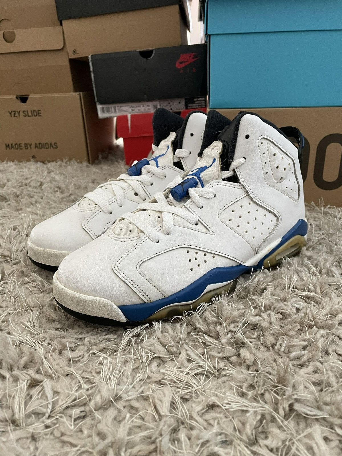 Jordan Brand Jordan 6 Sport Blue Size US 6 / EU 39 - 1 Thumbnail